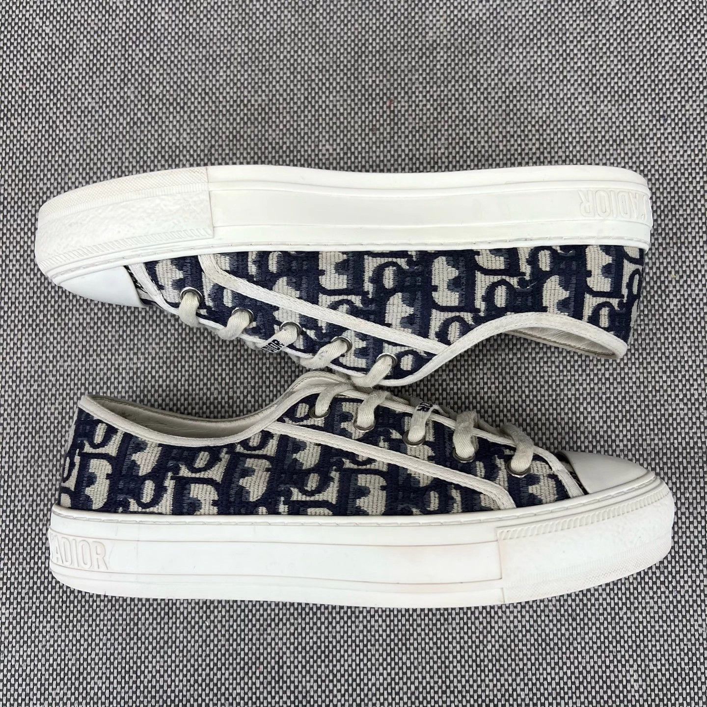 Dior DIOR WalknDior Oblique Print Sneakers Women 38.5 Size US 7.5 / IT 37.5 - 2 Thumbnail