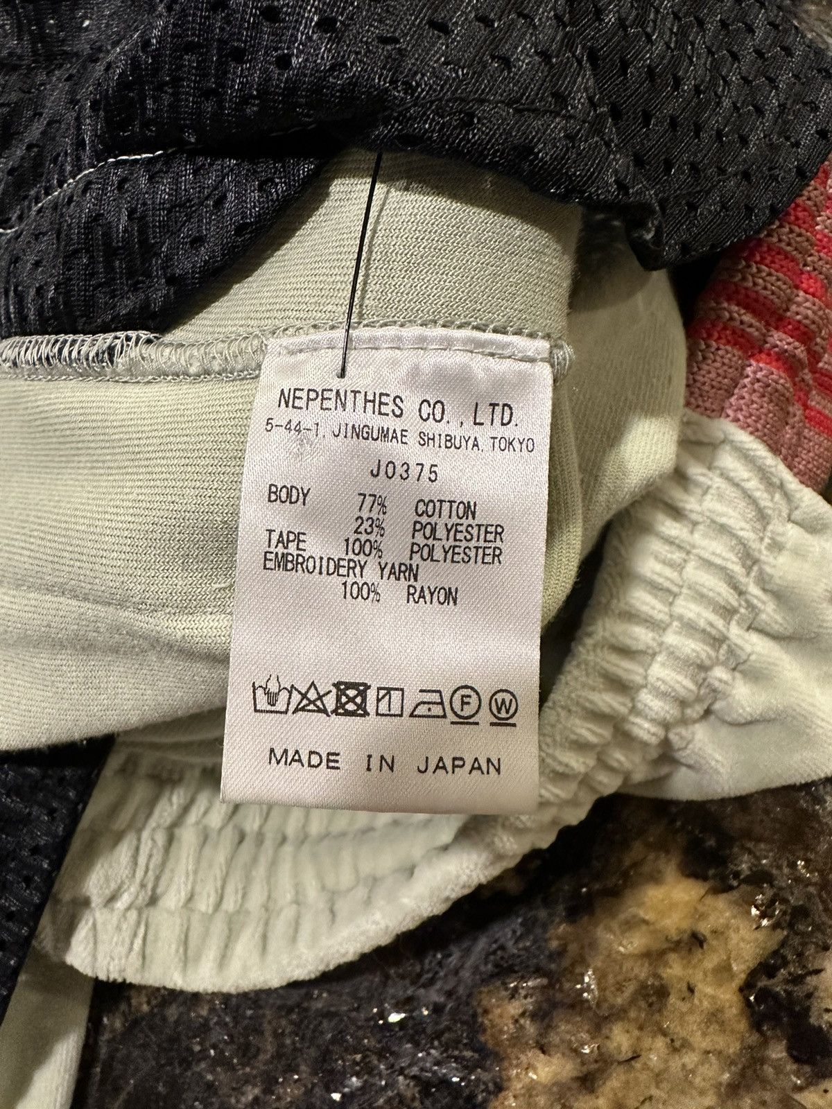 Maxfield Los Angeles × Needles Needles x Maxfield Mint Green / Red Velour Track Pants Size US 30 / EU 46 - 14 Thumbnail