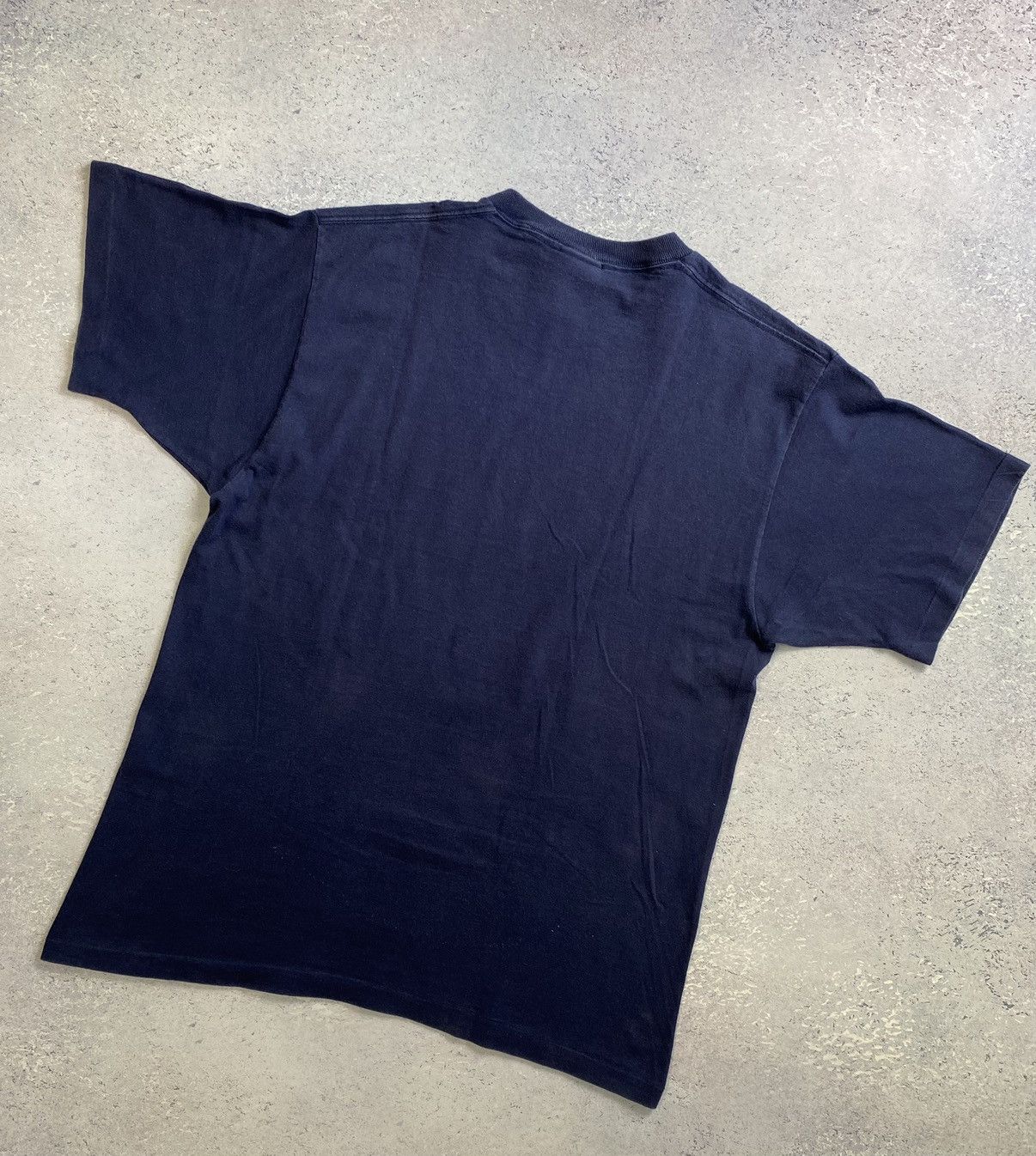 New York Yankees × Vintage Vintage New York Yankees Blue T-Shirt 1996 Big Centre Logo Size US L / EU 52-54 / 3 - 13 Thumbnail