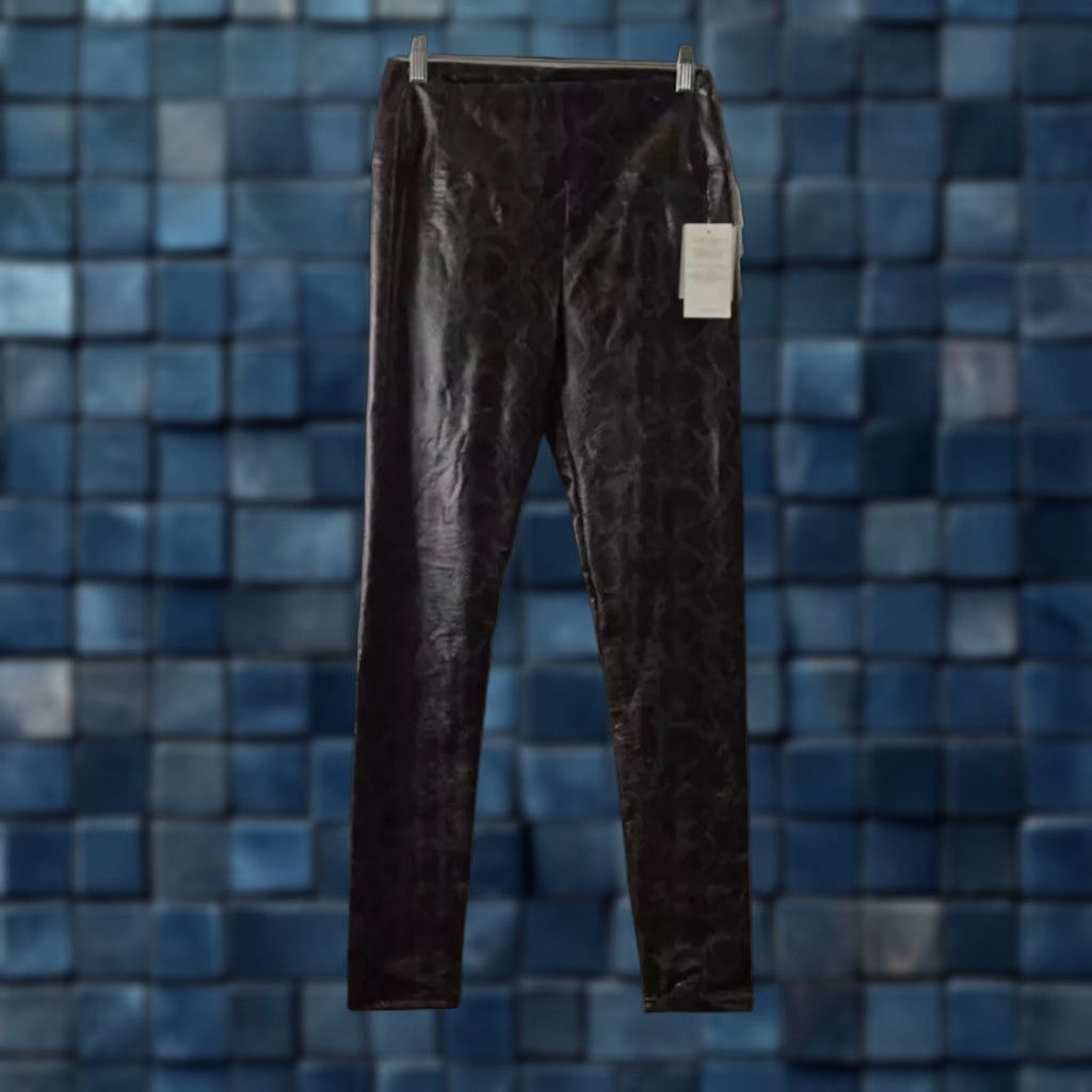 7 For All Mankind NEW For all mankind Black Faux Leather Snake Skinny Pants Women S Size Short? Size 28" / US 6 / IT 42 - 1 Thumbnail
