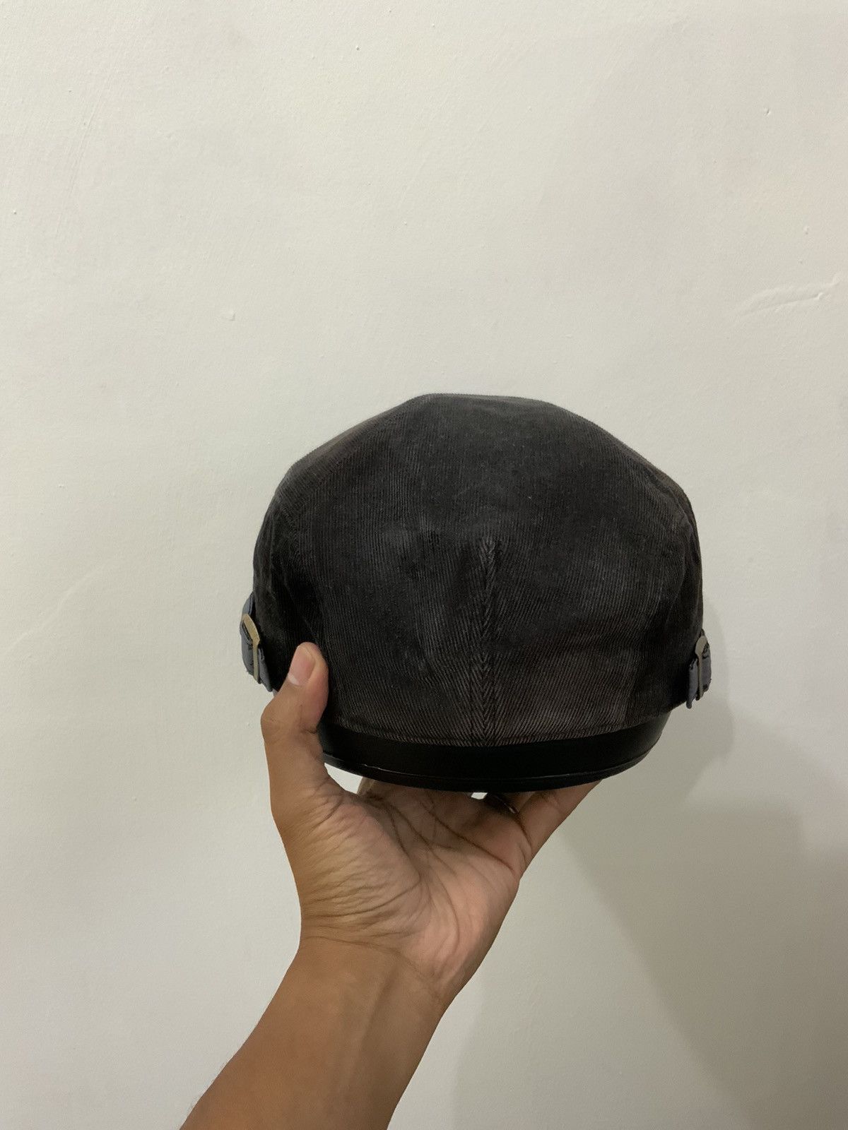 Japanese Brand Inspire Corduroi Fade Retro Flat Baretta Hat Size ONE SIZE - 3 Thumbnail