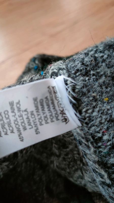 C&A Vintage wool turtleneck size M. Size M / US 6-8 / IT 42-44 - 7 Thumbnail