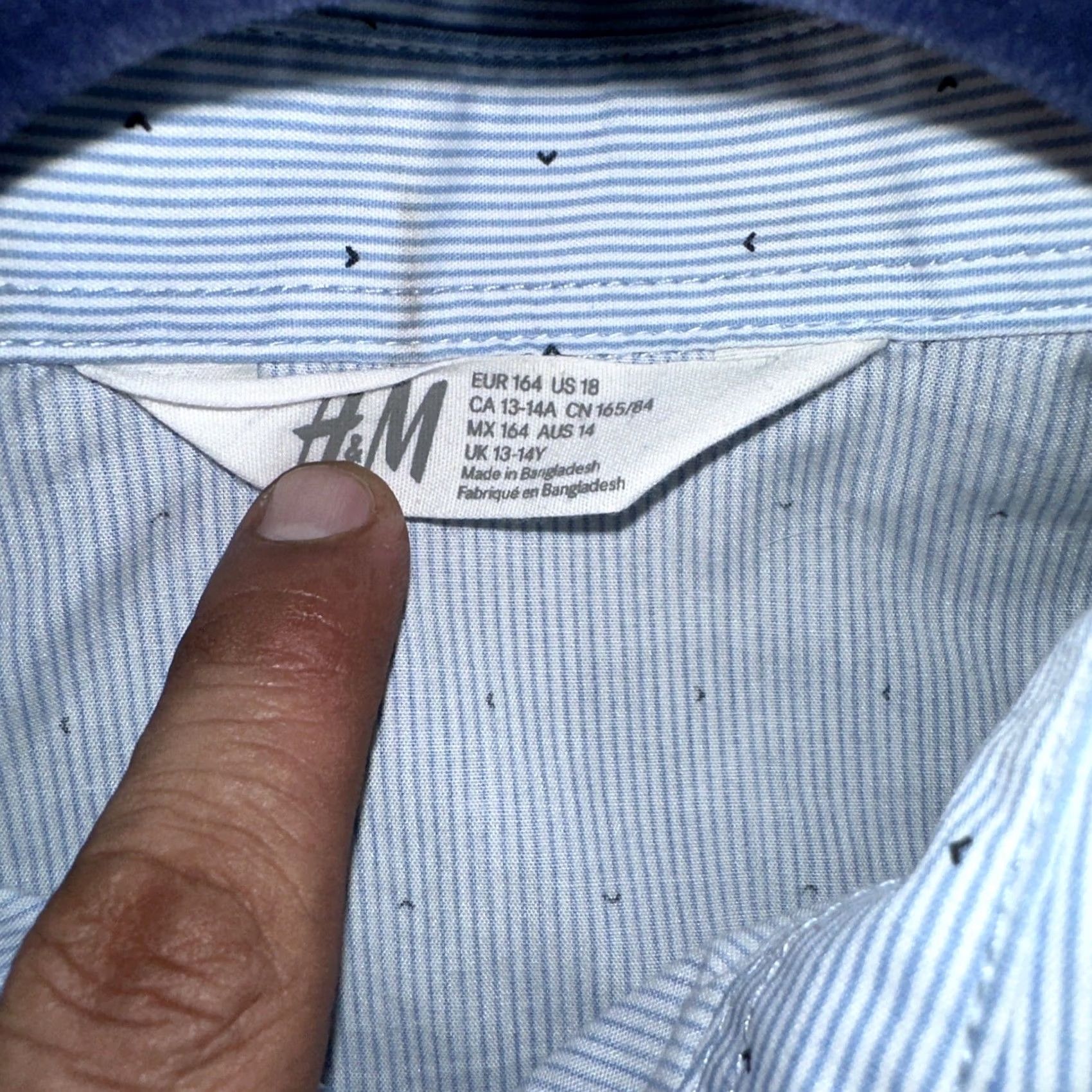 H&M VINTAGE? Men’s H&M Button-Up Shirt Long Sleeve 18 Blue Men XL? Size US S / EU 44-46 / 1 - 2 Thumbnail