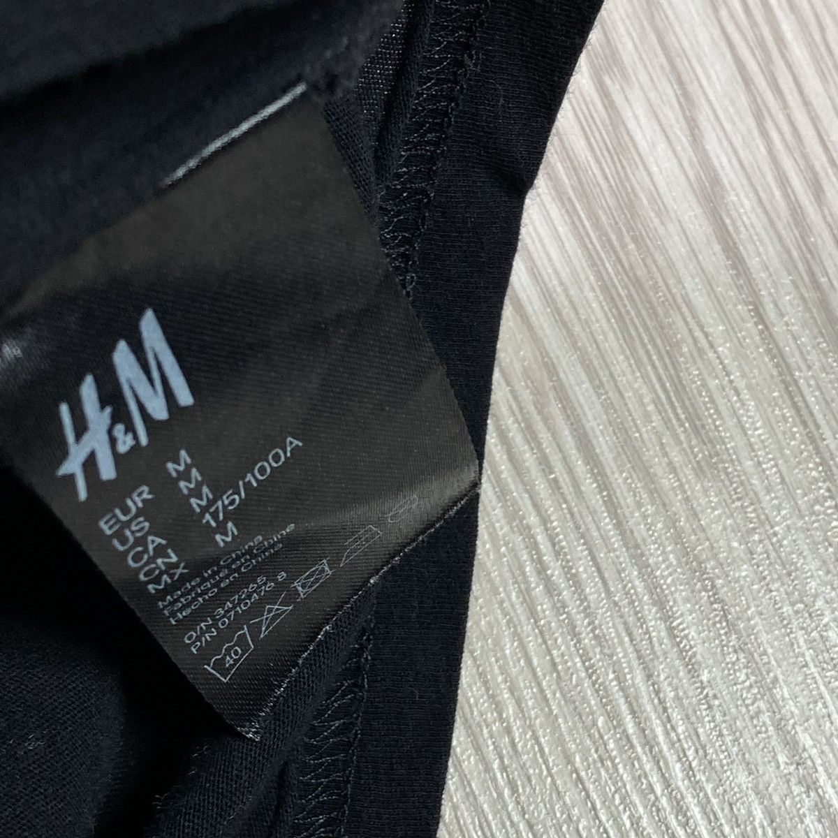 H&M × Moschino Moschino H&M T-shirt Size M Size US M / EU 48-50 / 2 - 6 Thumbnail