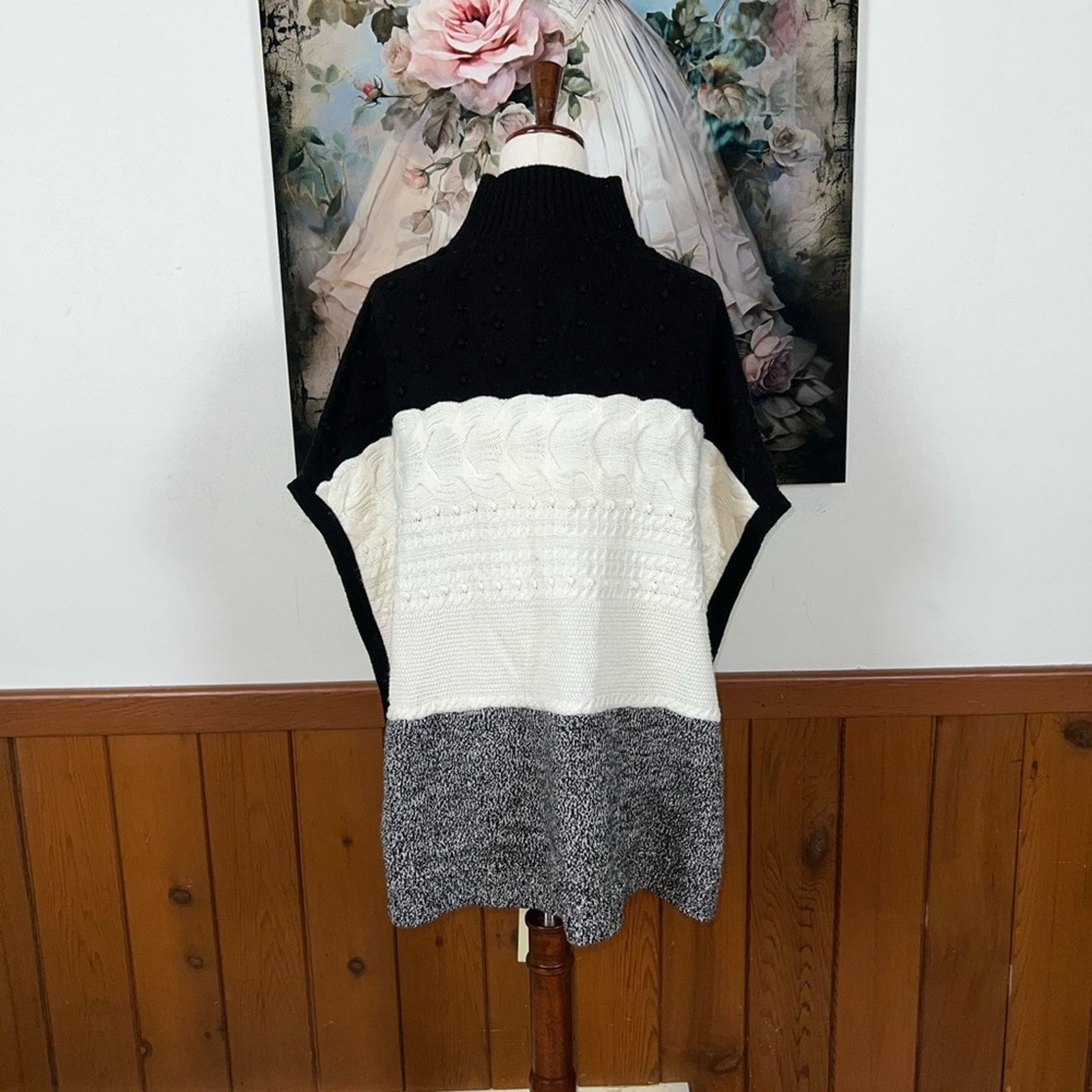 Other Adorable Talbots Cable Knit Sweater Cape! Size XS / US 0-2 / IT 36-38 - 5 Thumbnail