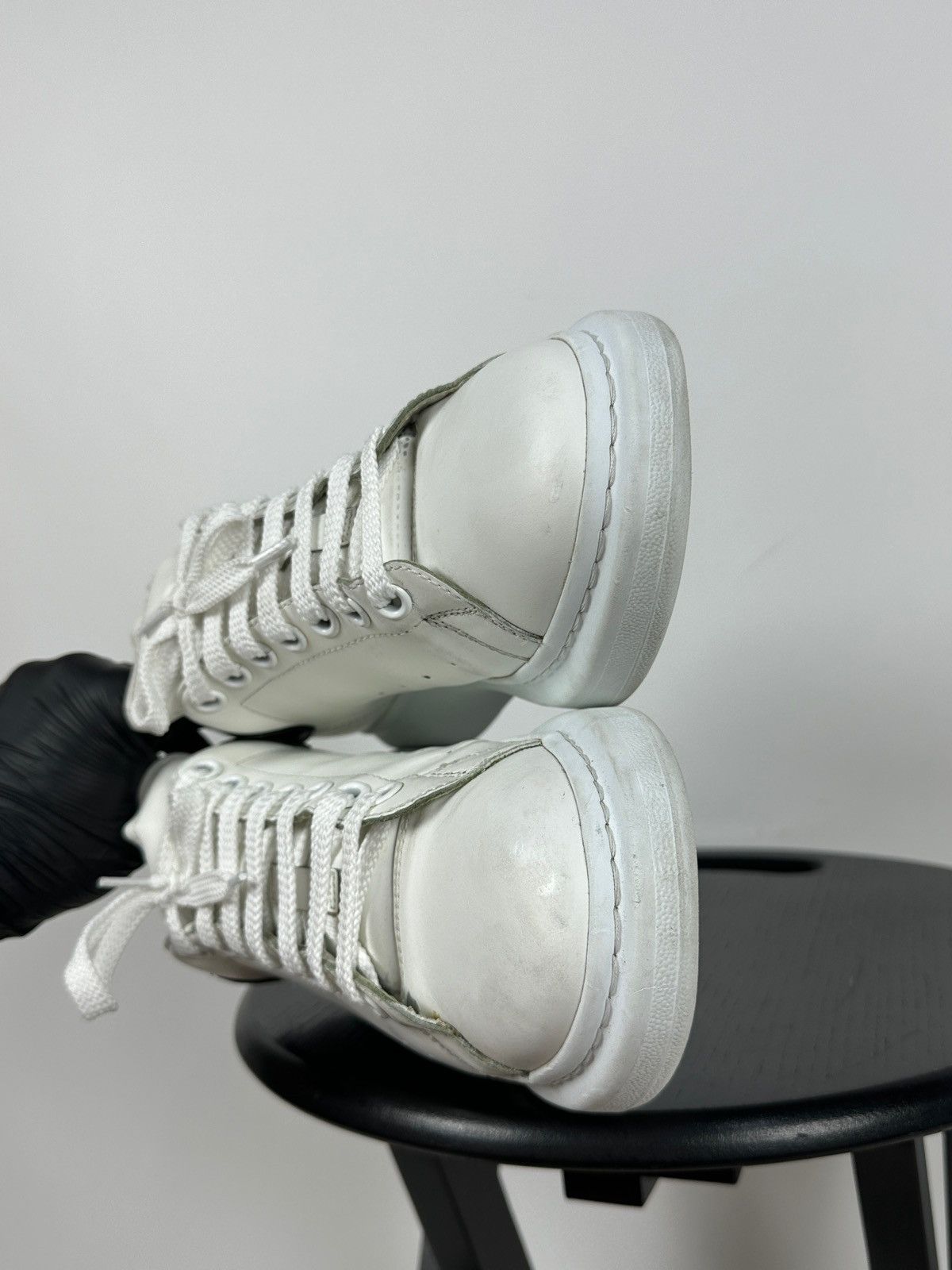 Alexander McQueen Alexander McQueen Oversized White Leather Sneakers Size US 9.5 / EU 42-43 - 20 Thumbnail