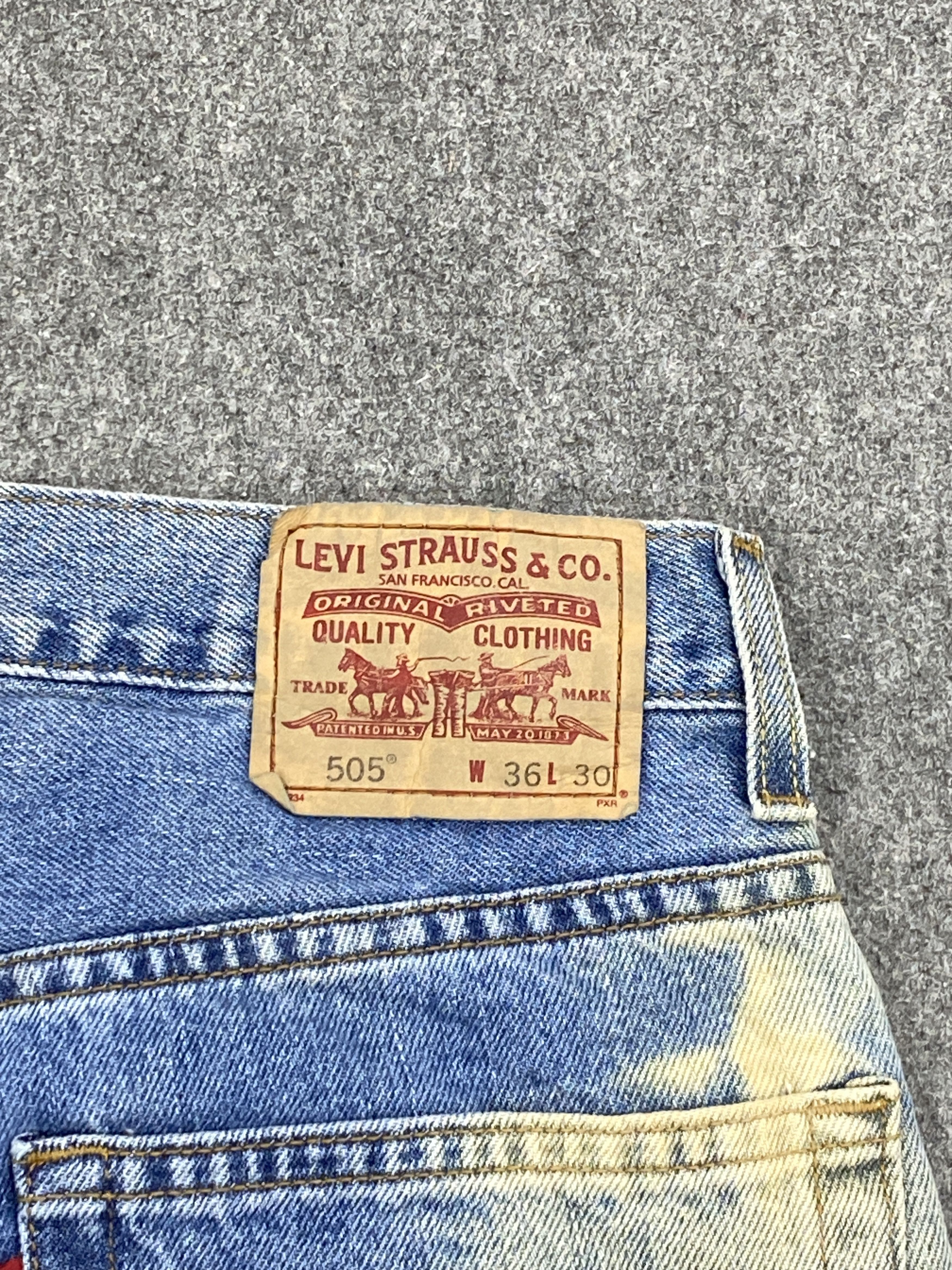 Levi's Vintage Levis 505 Bleach Faded Blue Denim DP2624 Size US 33 - 5 Thumbnail