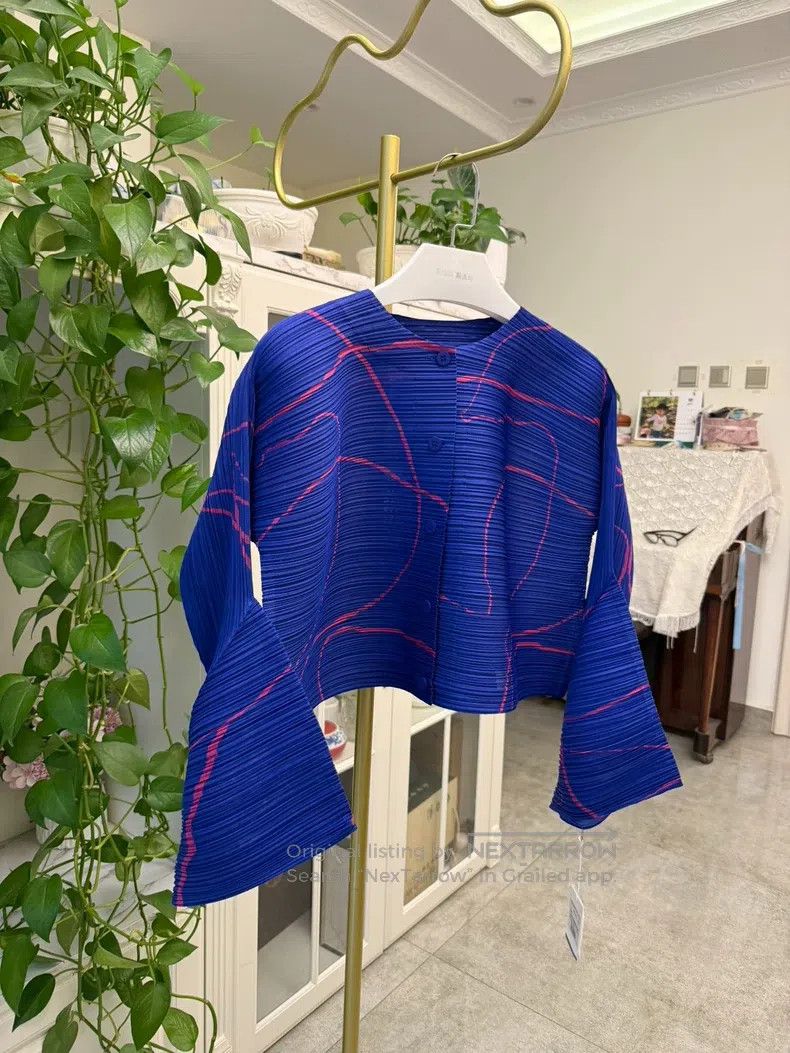 Issey Miyake Issey Miyake Horizontal Striped Blue Cardigan Coat Size L / US 10 / IT 46 - 2 Thumbnail