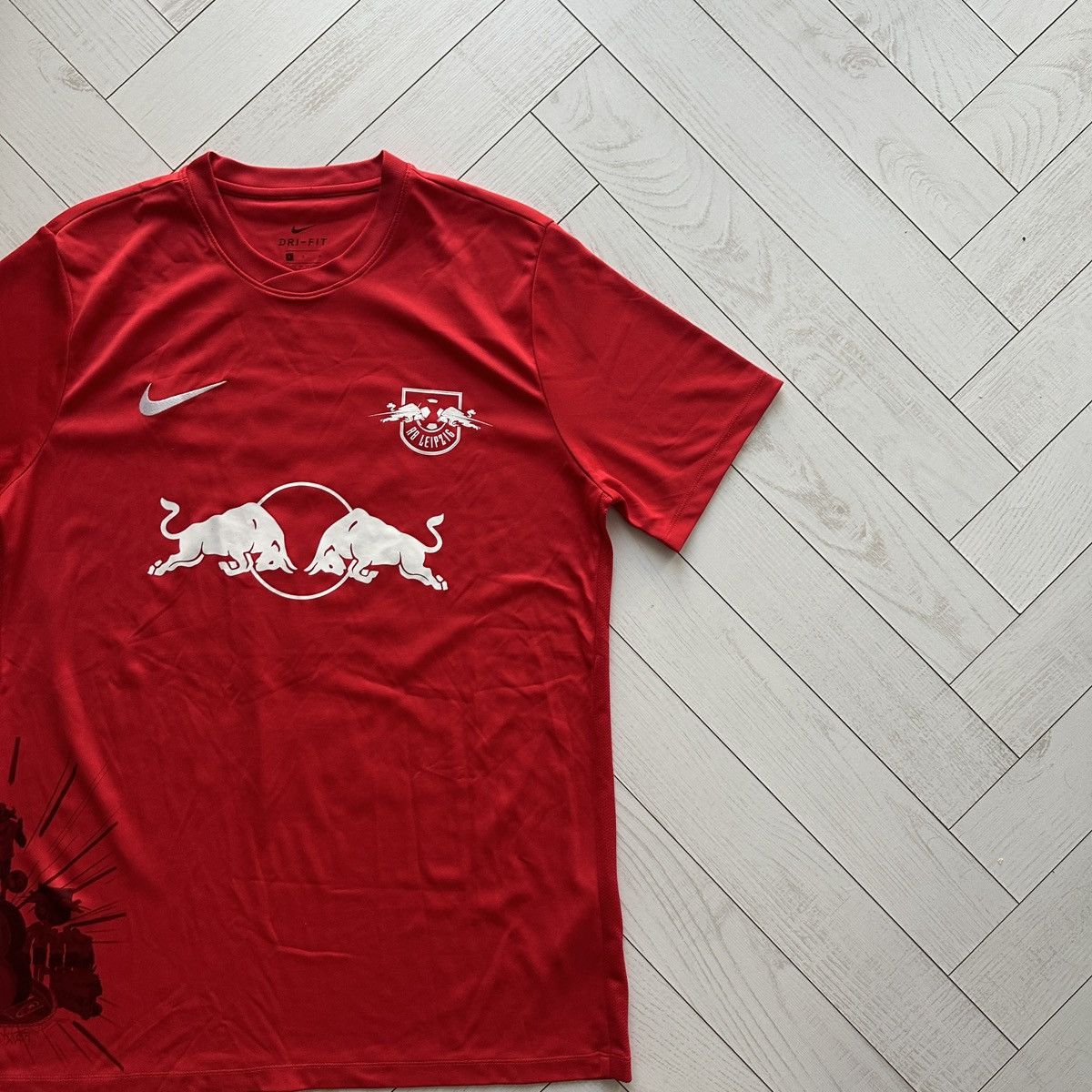 Red Bull Red Bull Leipzig Anniversary Edition Football jersey 2019 Size US L / EU 52-54 / 3 - 3 Thumbnail