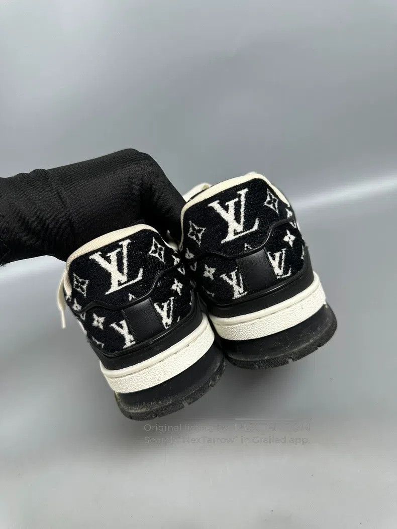 Louis Vuitton Louis Vuitton Trainer Black and White Flocked Full Print F Size US 7 / EU 40 - 7 Thumbnail