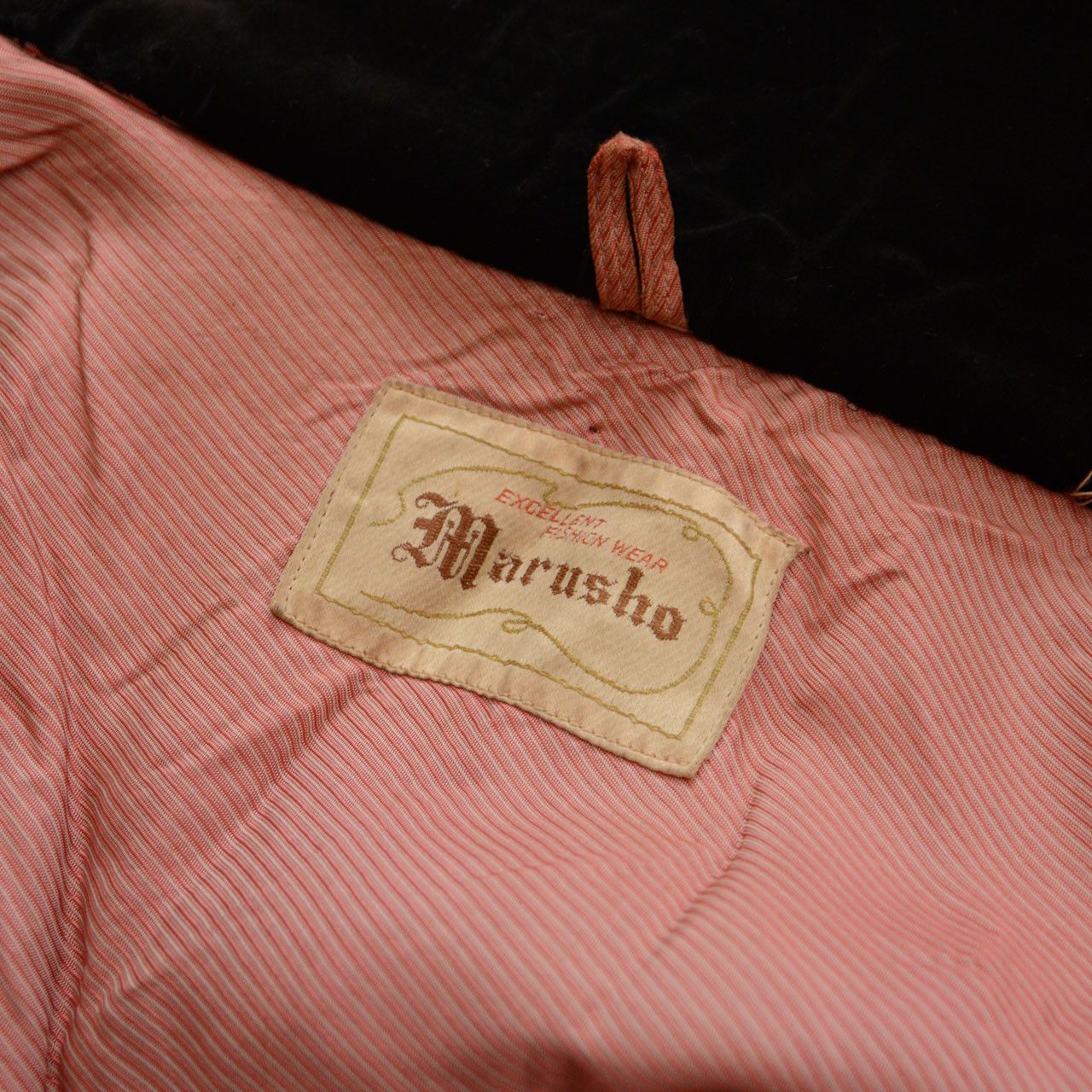 Other Japanese Retro-Modern Wool Mantle, Marusho Vintage Showa Size US M / EU 48-50 / 2 - 14 Thumbnail