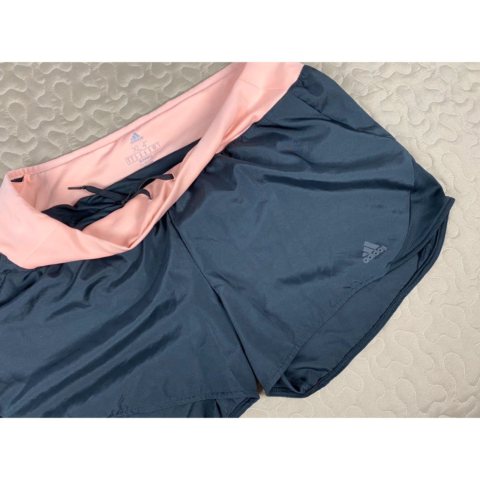 Adidas Adidas Climalite Womens Running Short 4” Sz XL Black & Pink Size 40" / US 18 - 2 Thumbnail