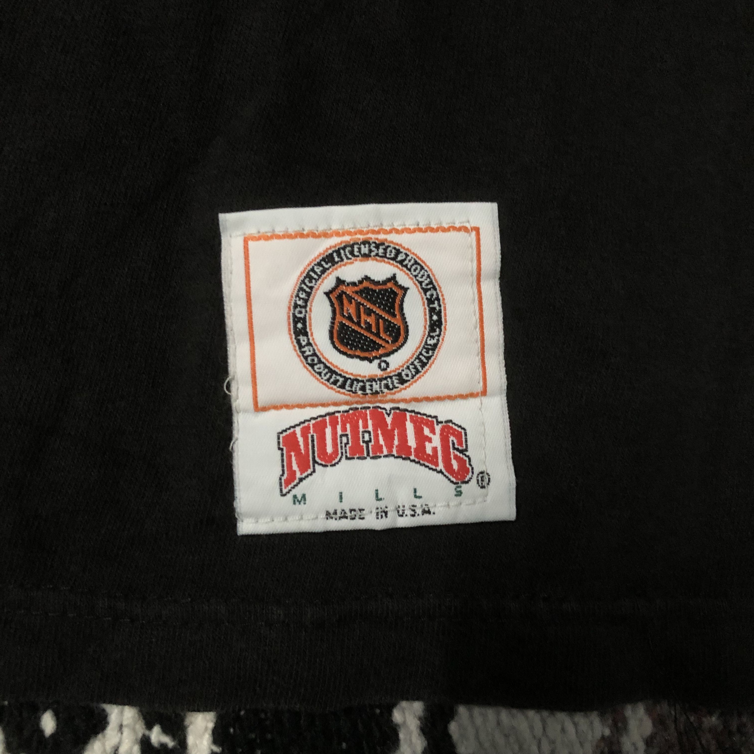 Nutmeg Vintage 90s Nutmeg Mills Mighty Ducks NHL Hockey t shirt Size US M / EU 48-50 / 2 - 4 Thumbnail