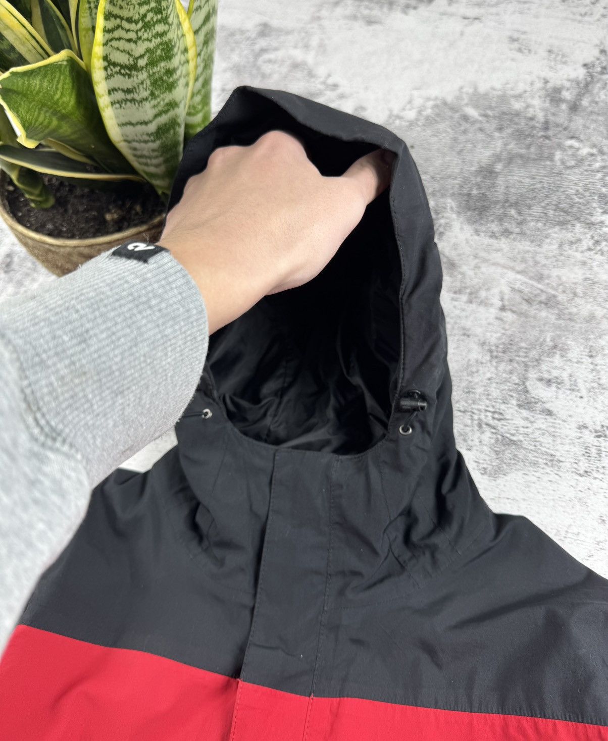 The North Face The North Face HyVent TNF Gorpcore Light Jacket Winderbreaker Size US M / EU 48-50 / 2 - 11 Thumbnail