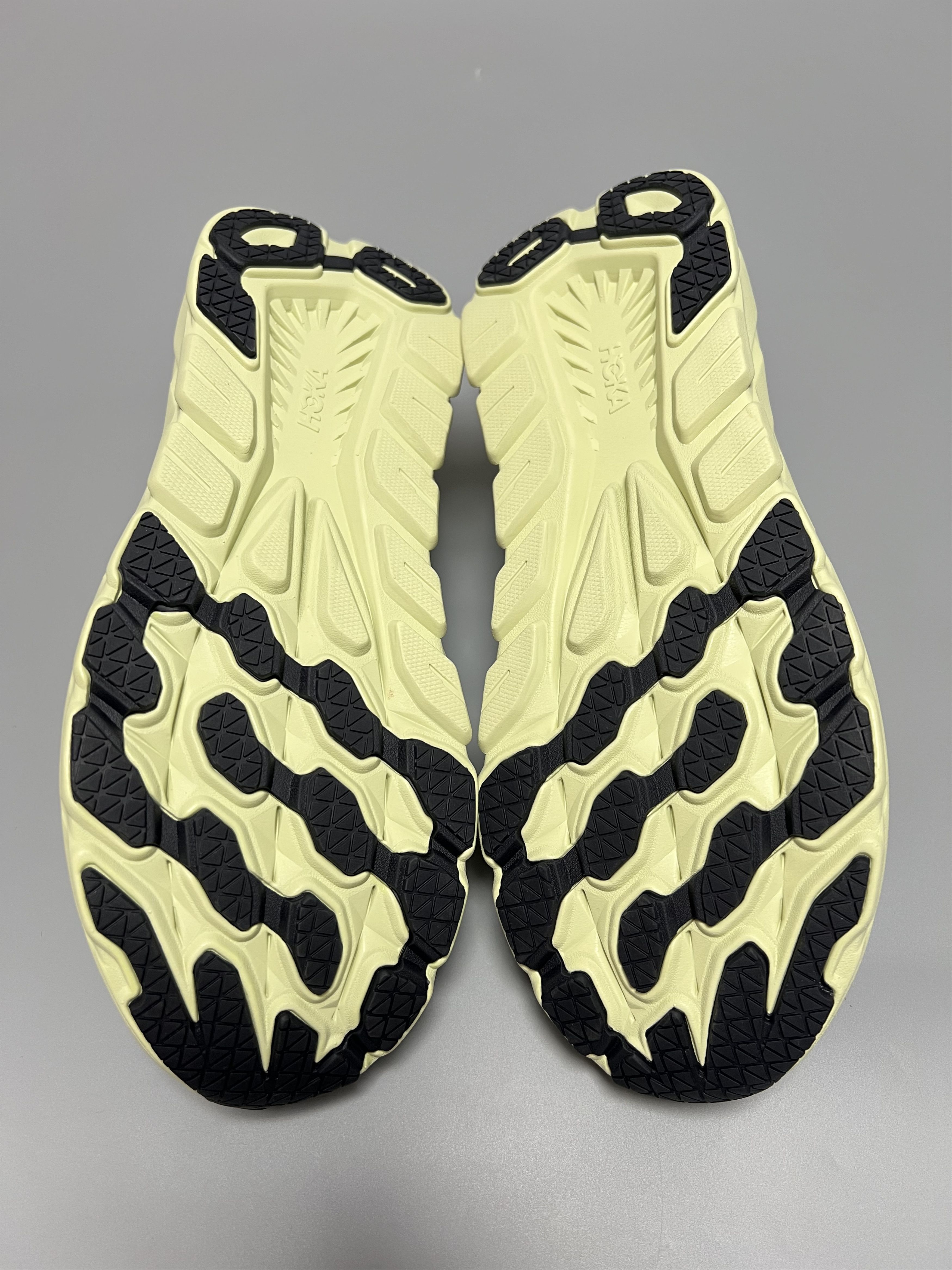 Hoka 10.5D Hoka One One Rincon 3 Running Shoes Gym Walking Size US 10.5 / EU 43-44 - 6 Thumbnail