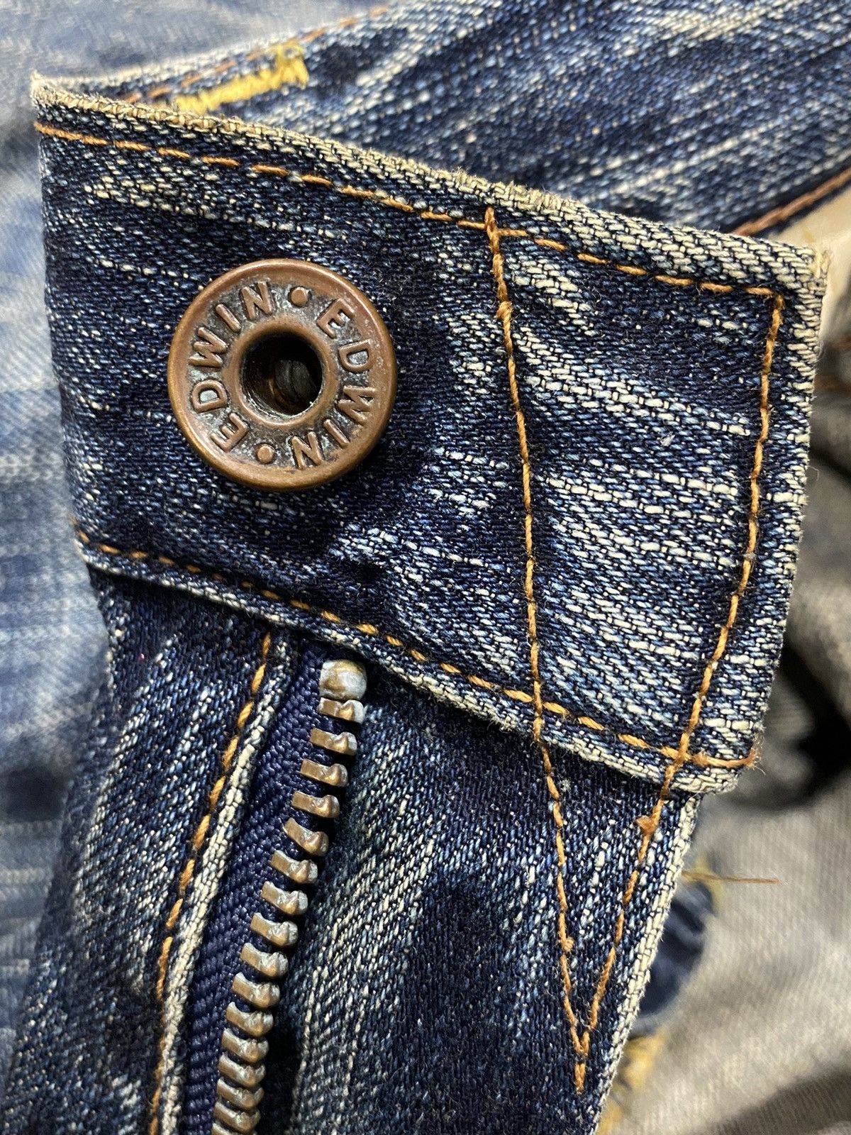 Edwin Vintage EDWIN Distressed Redline 505zx W30” Size US 29 - 16 Thumbnail