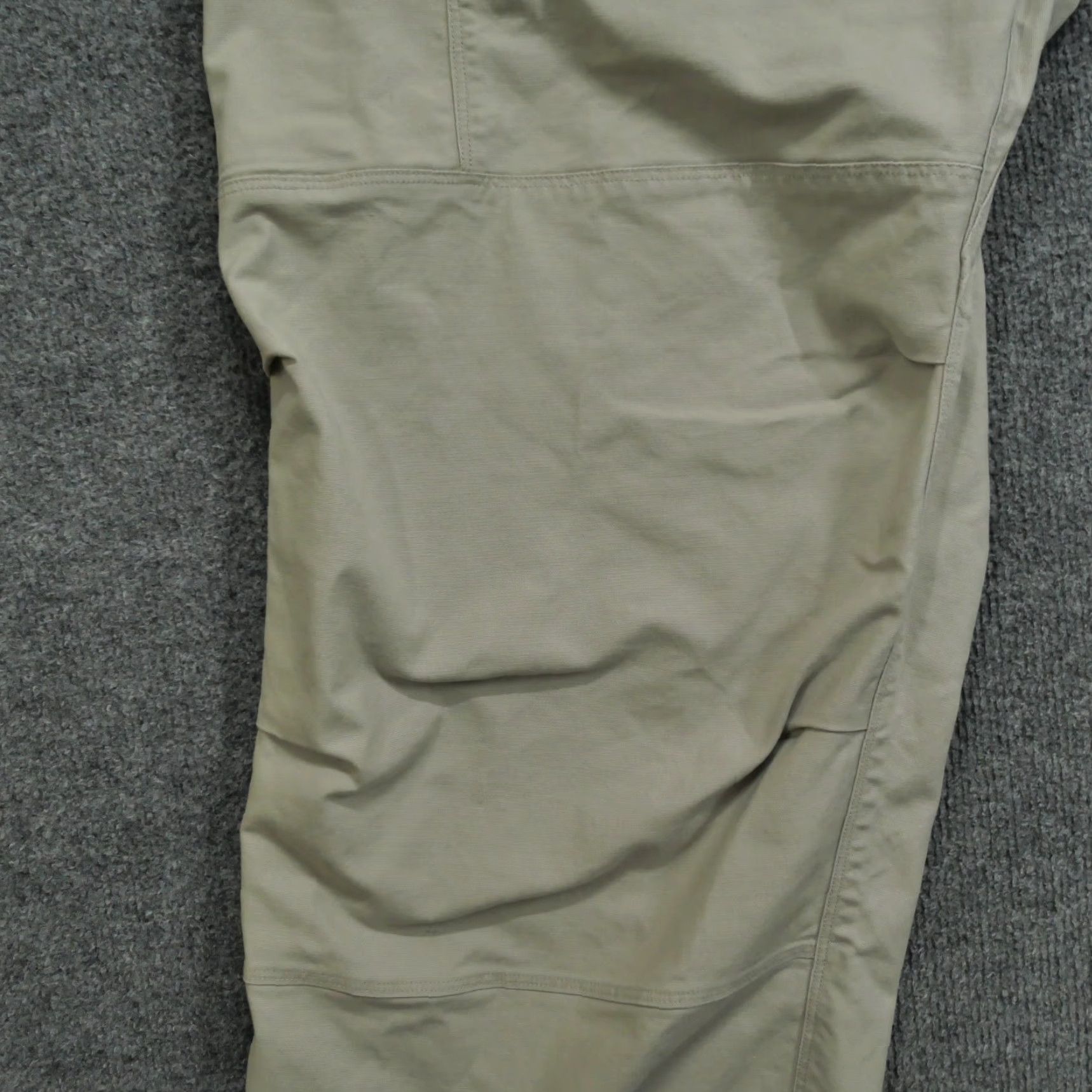 Doublet Vert Cargo pants Mens 48 Medium Tan Khaki Double Knee Stretch Hemmed Cargo Pocket Inseam 31in Wide Leg Style Outdoor Casual Modern Mens Pants Jeans Size US 44 / EU 60 - 2 Thumbnail