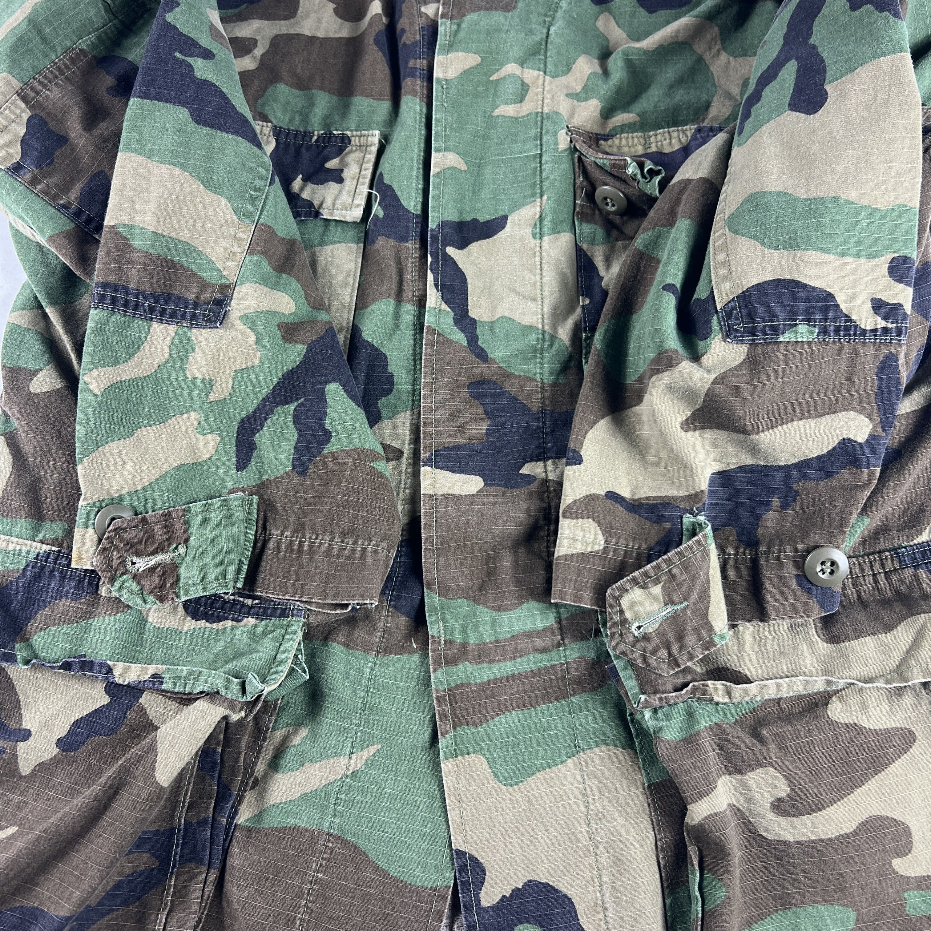 Other USA Army Combat Coat Button Up Shirt Woodland Camo USA Size US S / EU 44-46 / 1 - 3 Thumbnail