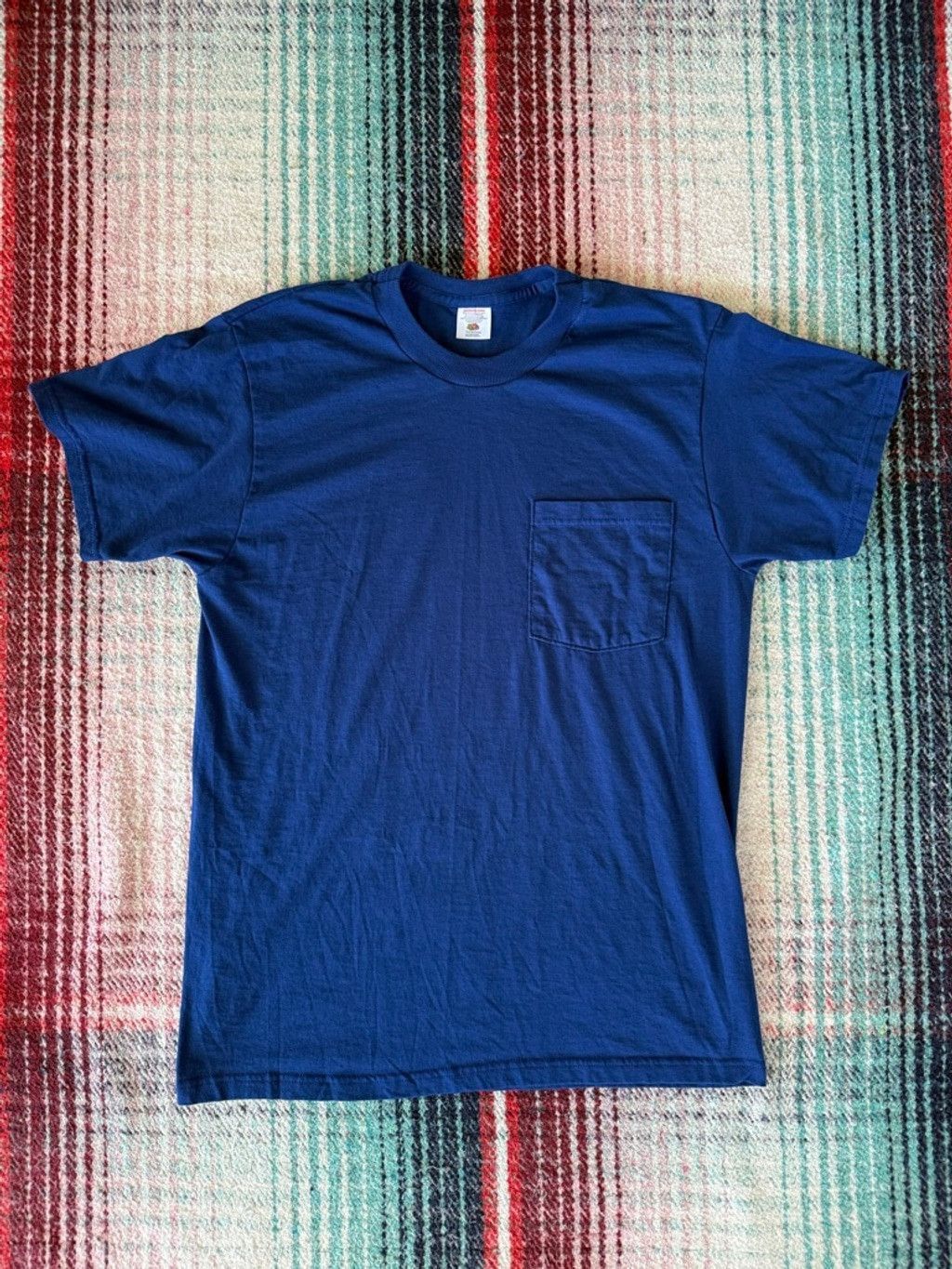 Fruit Of The Loom Vintage Fruit of the Loom Blue Short Sleeve Pocket Tee M Size US M / EU 48-50 / 2 - 1 Thumbnail