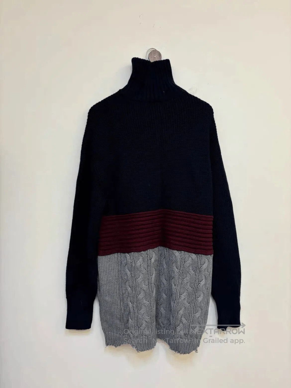 Balenciaga Balenciaga Oversized Joint Knitwear Sweater. Size US S / EU 44-46 / 1 - 1 Thumbnail