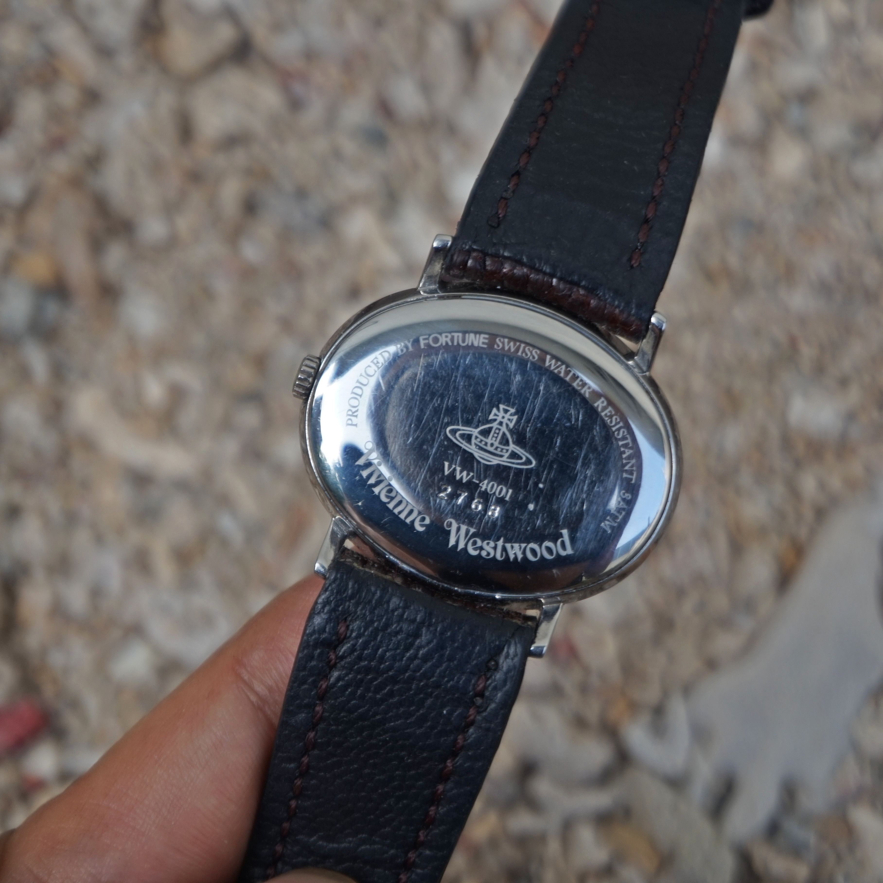 Vivienne Westwood 90s Vivienne Westwood Oval Watch Swiss Made Size ONE SIZE - 9 Thumbnail