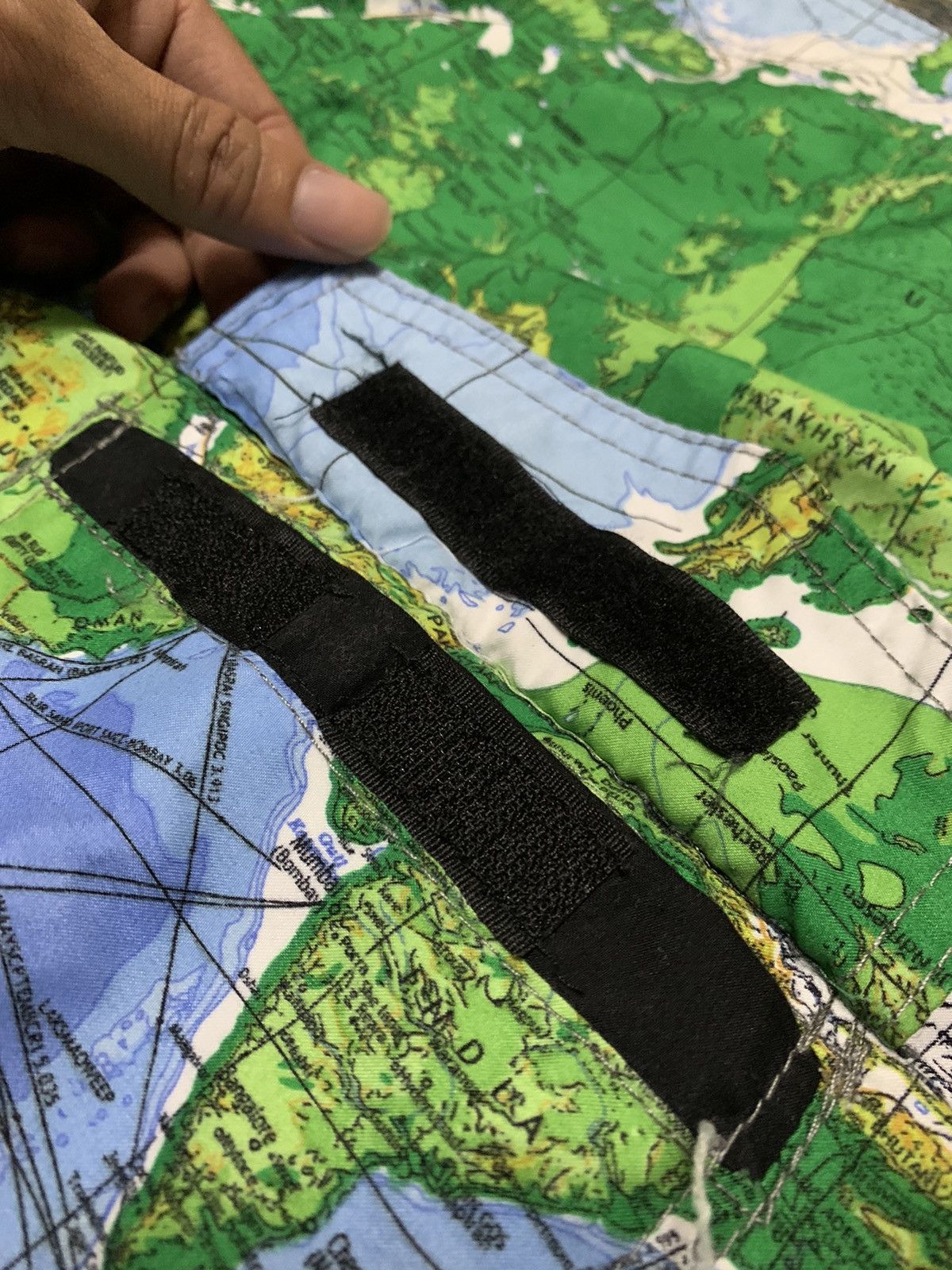 Billabong Billabong World Maps Beach Pants Size US 34 / EU 50 - 10 Thumbnail