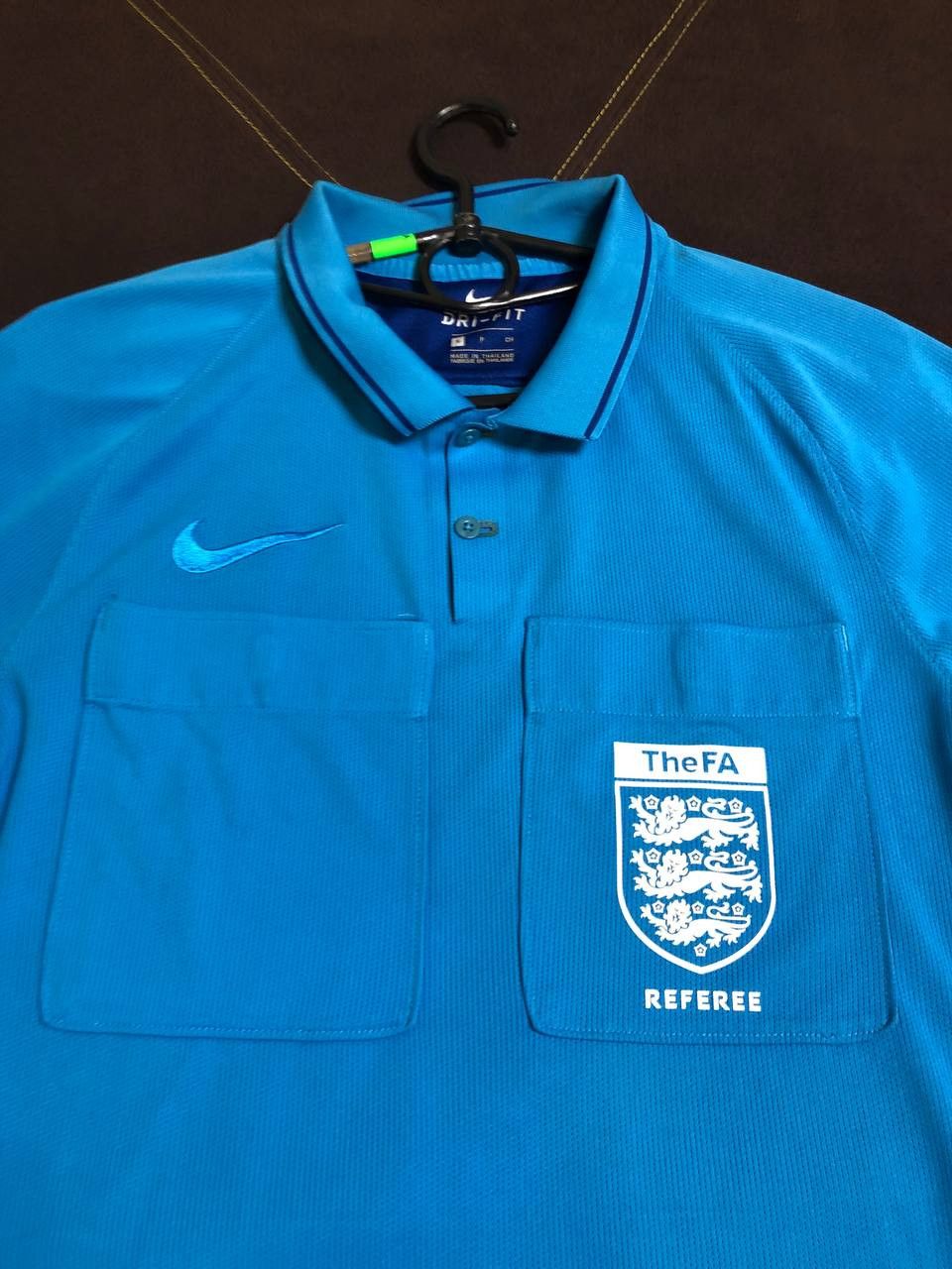 Nike ENGLAND REFEREE FOOTBALL SHIRT SOCCER JERSEY NIKE CAMISETA Size US S / EU 44-46 / 1 - 5 Thumbnail