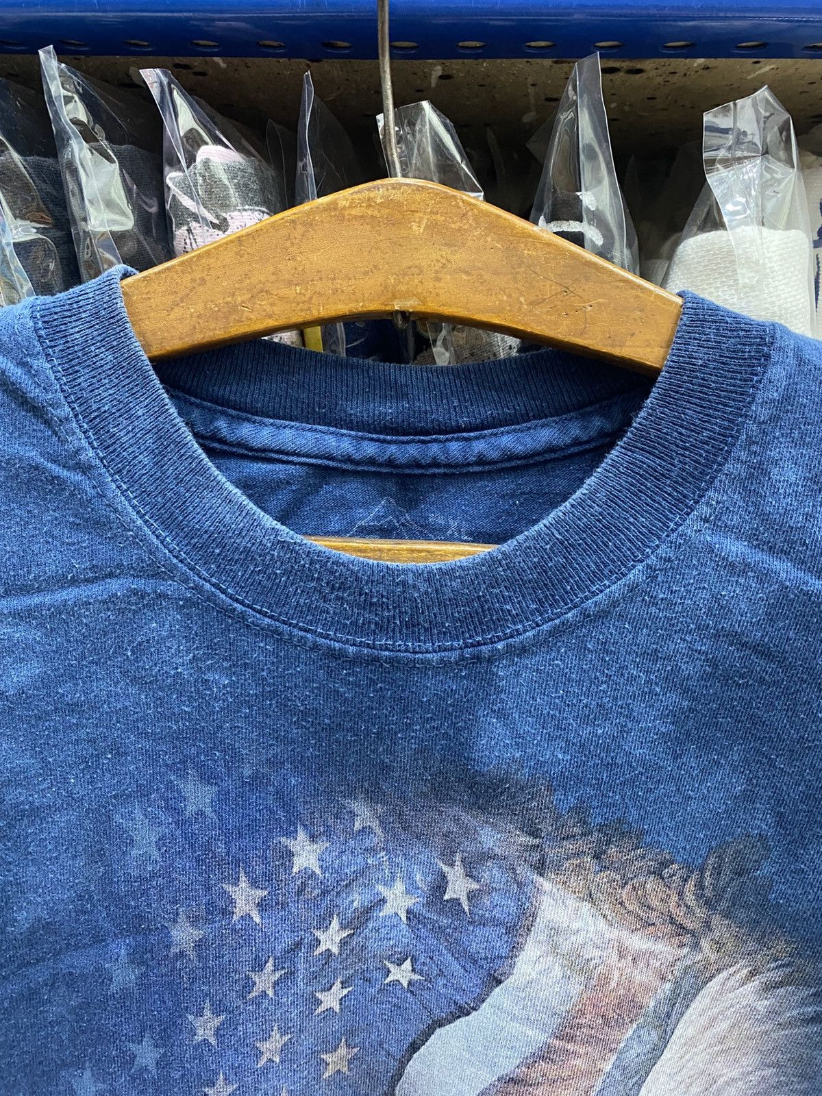 The Mountain THE MOUNTAIN EAGLES TSHIRT Size US XL / EU 56 / 4 - 6 Thumbnail