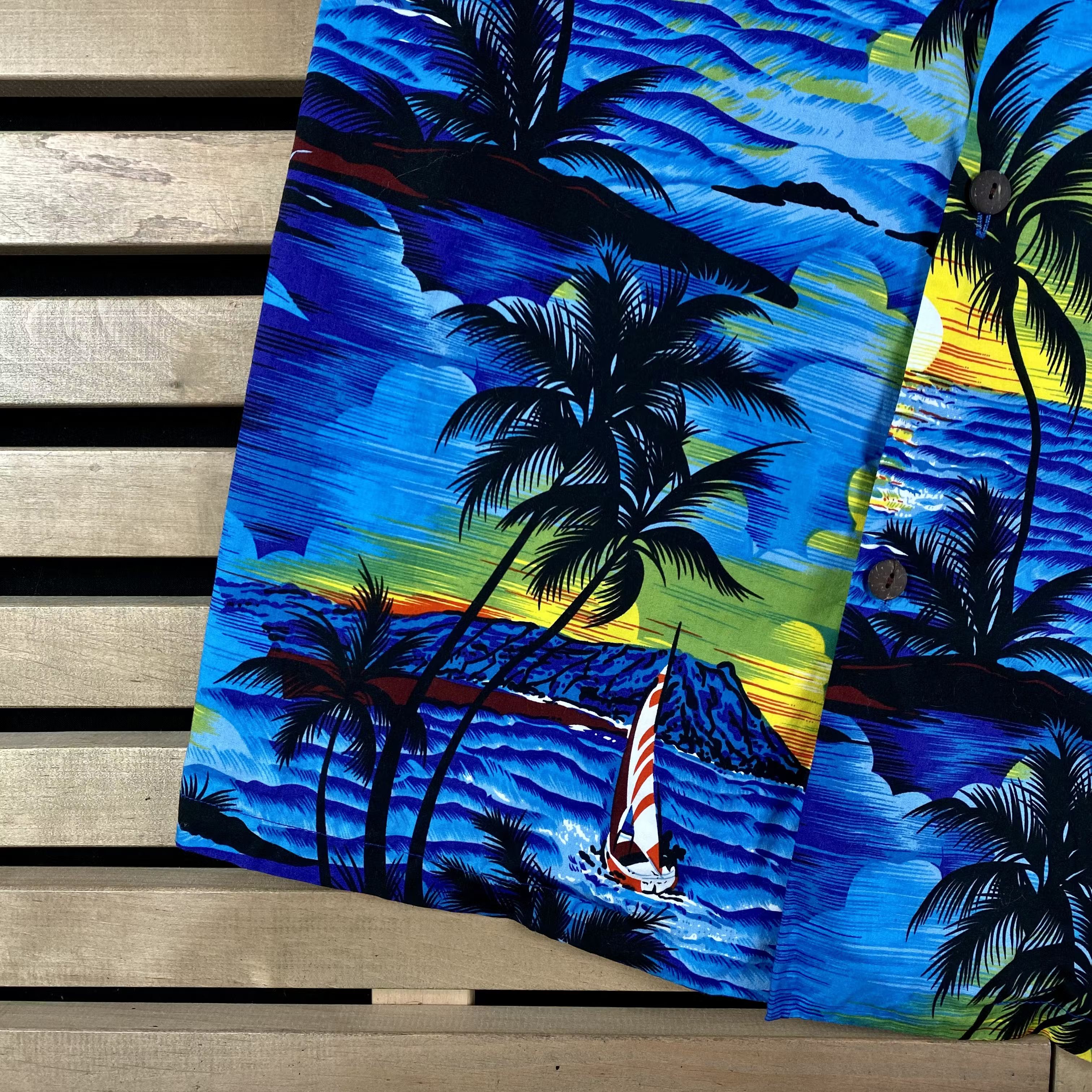Vintage Mens Hawaiian Shirt Size XL Size US XL / EU 56 / 4 - 3 Thumbnail
