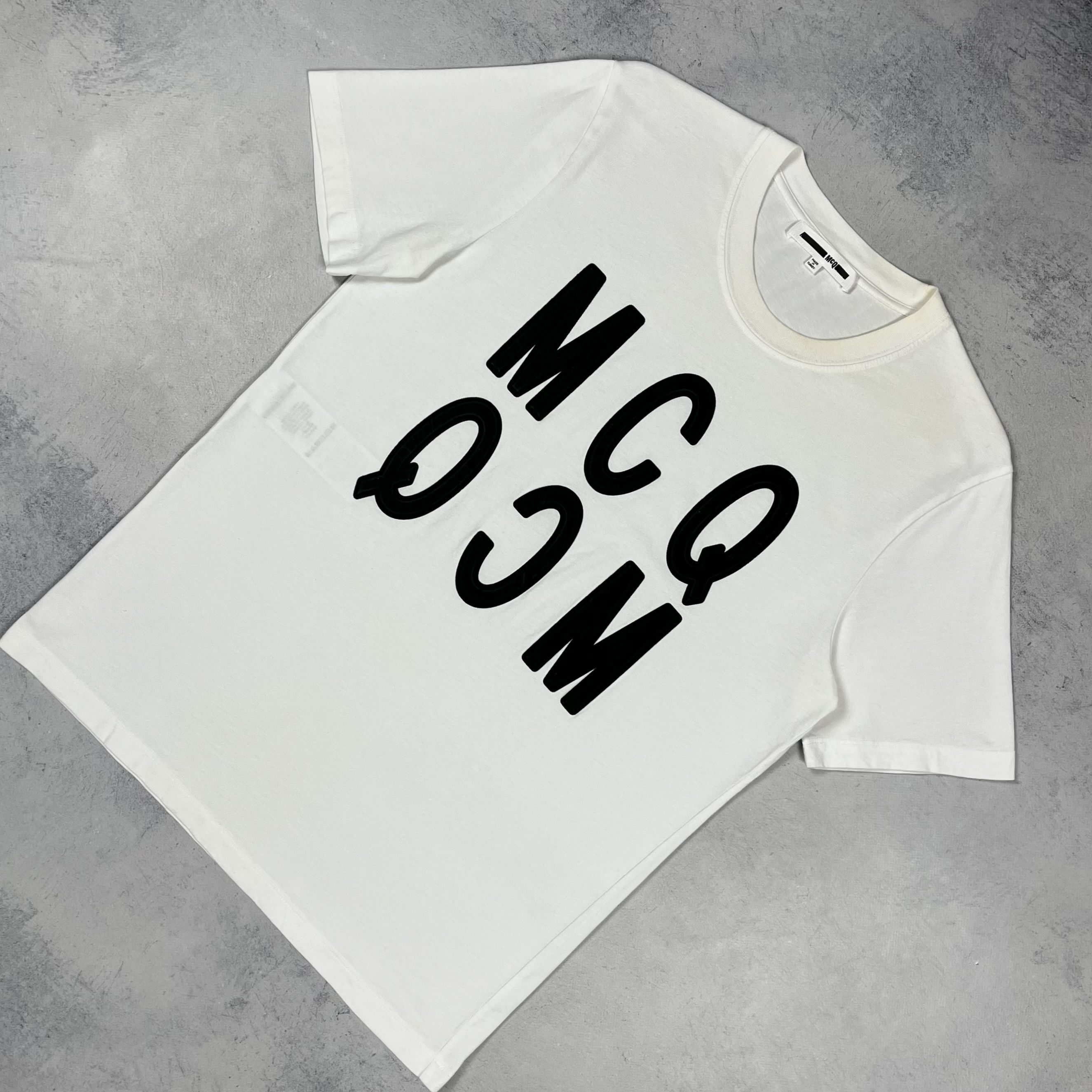 Alexander McQueen Designer Alexander McQueen MCQ Big Logo T Shirt Size US L / EU 52-54 / 3 - 1 Thumbnail