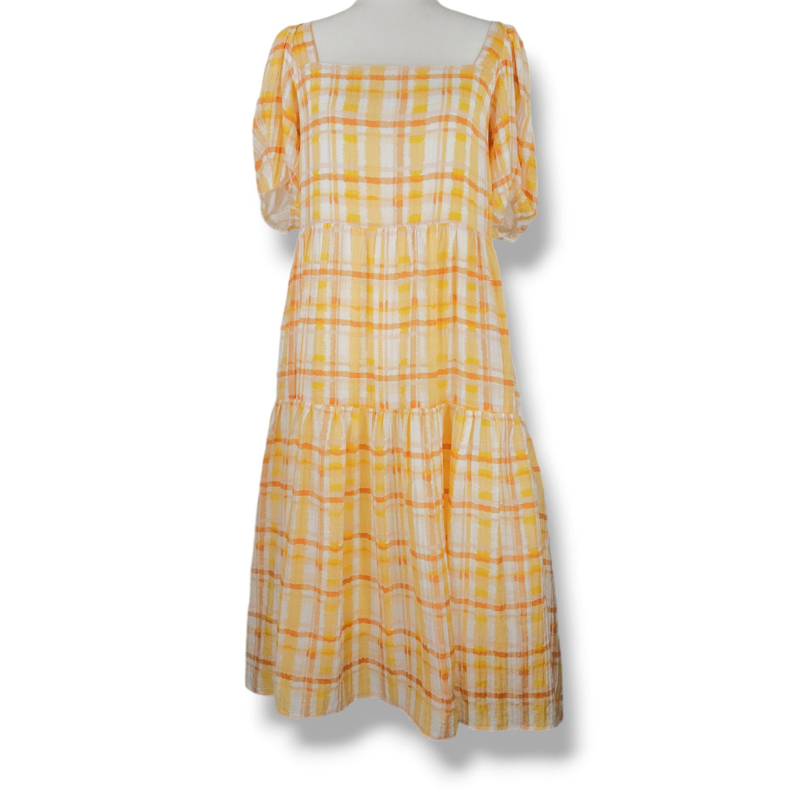 ASTR The Label ASTR The Label Ilana Puff Sleeve Tiered Midi Dress Plaid M Size M / US 6-8 / IT 42-44 - 3 Thumbnail