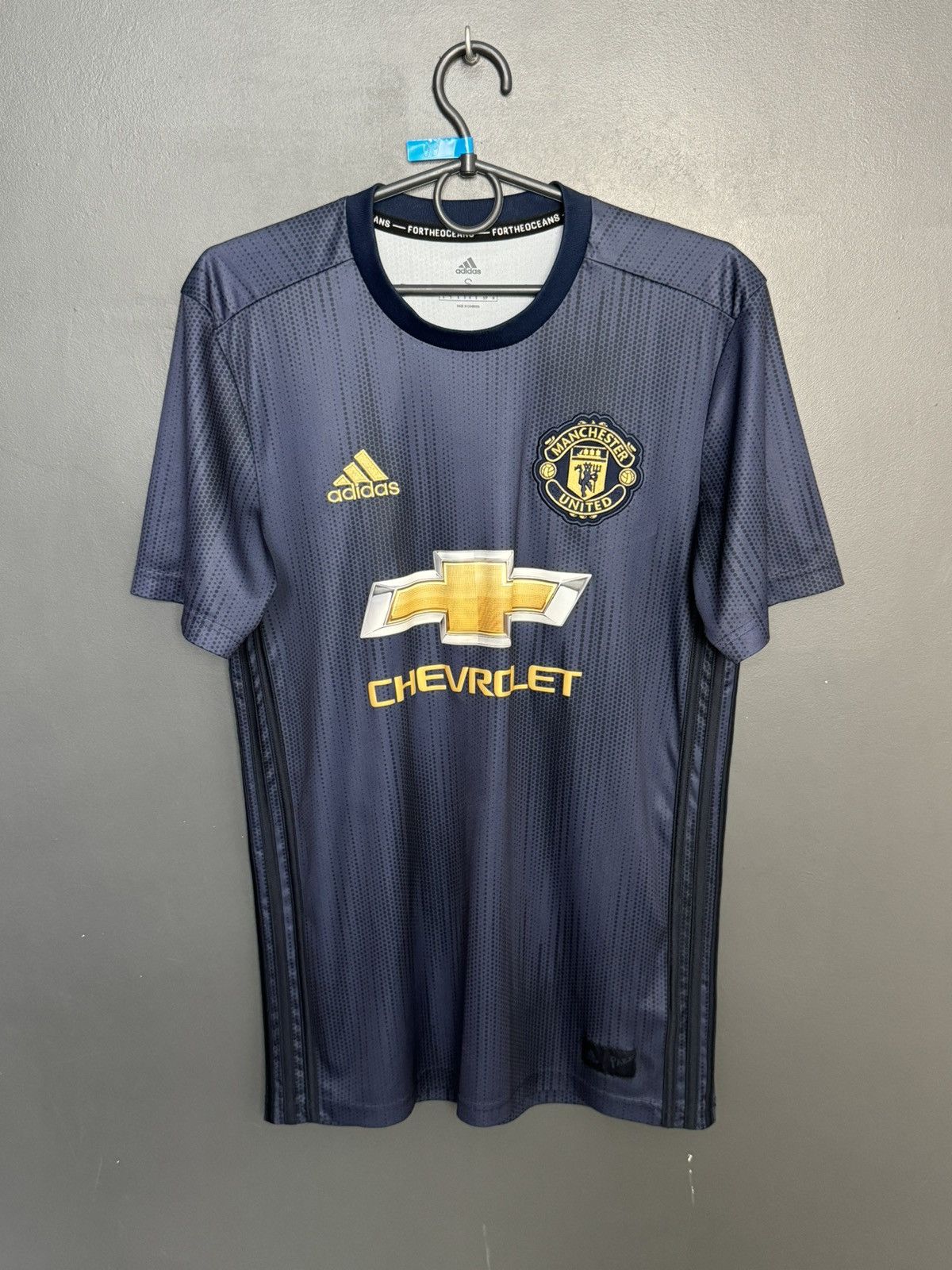 Adidas Manchester United 18/19 Third Football Jersey T-Shirt Size US S / EU 44-46 / 1 - 1 Thumbnail