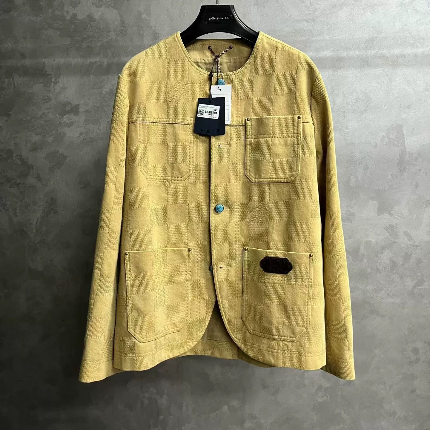 Louis Vuitton Louis Vuitton Beige Light Jacket l Men Size US L / EU 52-54 / 3 - 1 Thumbnail
