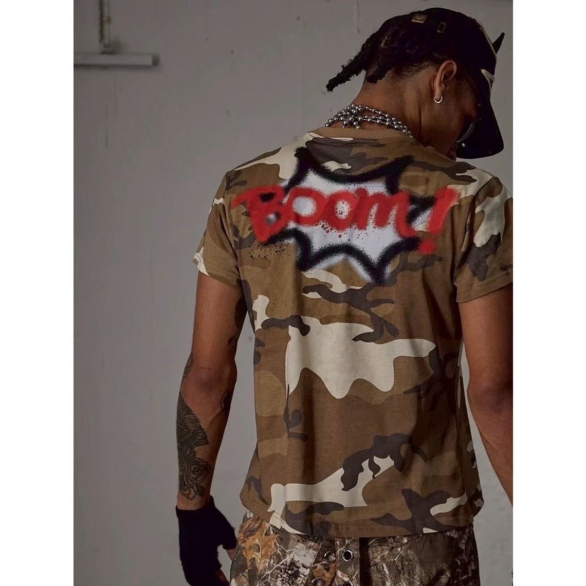 Japanese Brand Camo Glock Graphic Cropped Baby Tee Size US S / EU 44-46 / 1 - 7 Thumbnail