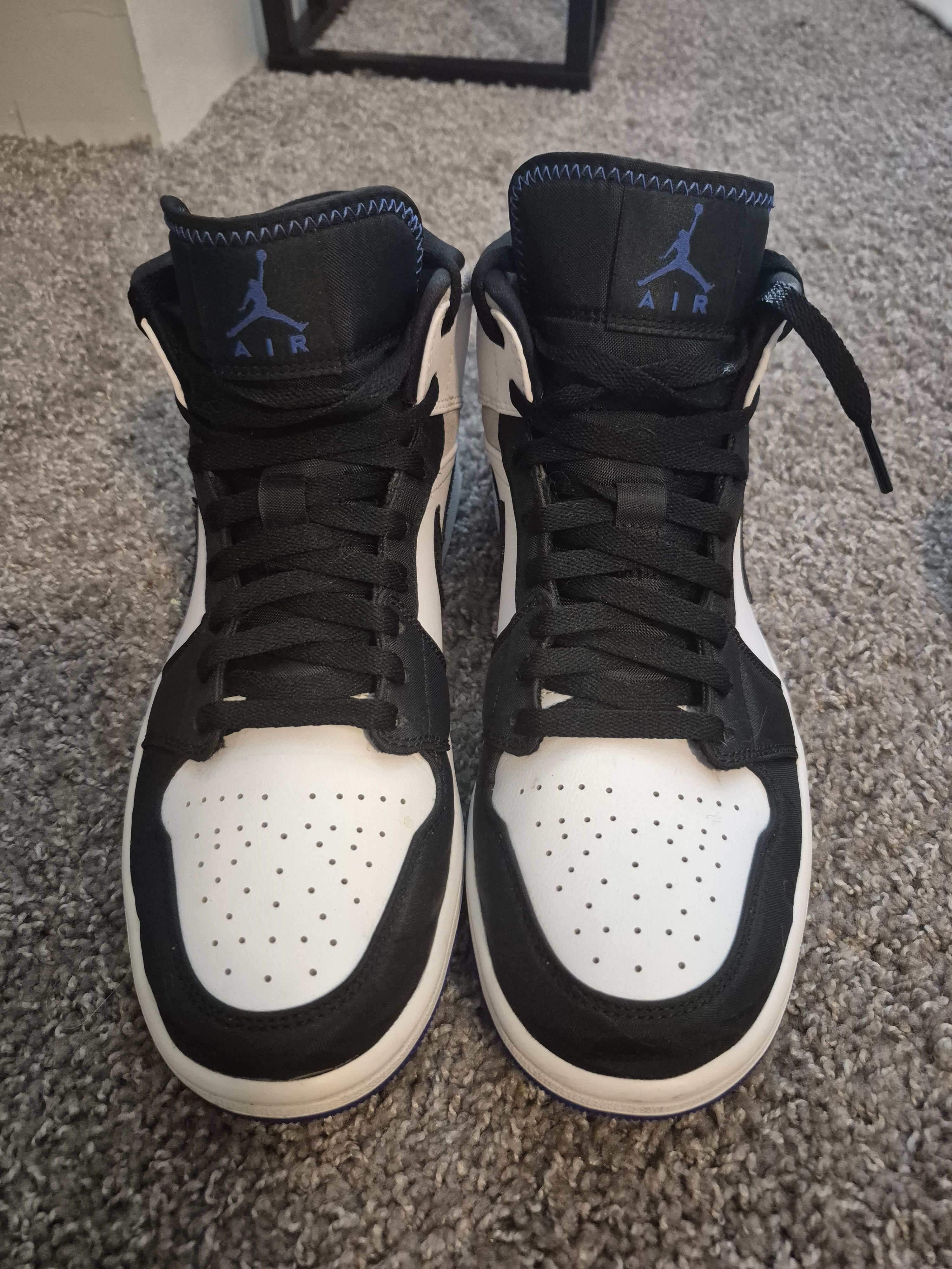 Nike Jordan 1 Mid SE Royal Black Size US 9.5 / EU 42-43 - 2 Thumbnail