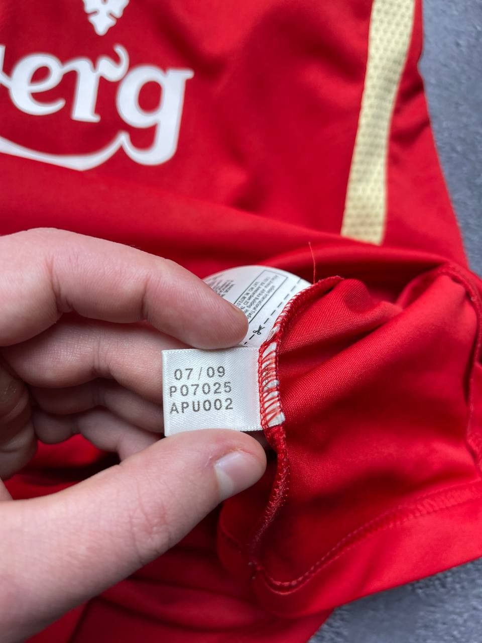 Adidas Liverpool 2007/2008 training soccer football jersey y2k Size US M / EU 48-50 / 2 - 4 Thumbnail