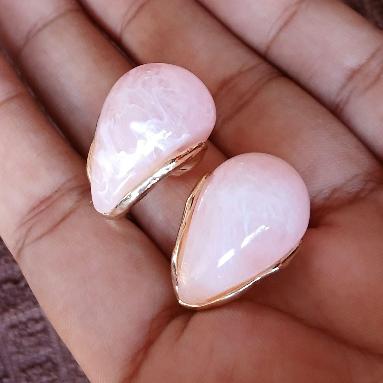 Other Elegant Resin Teardrop Earrings Size ONE SIZE - 2 Thumbnail