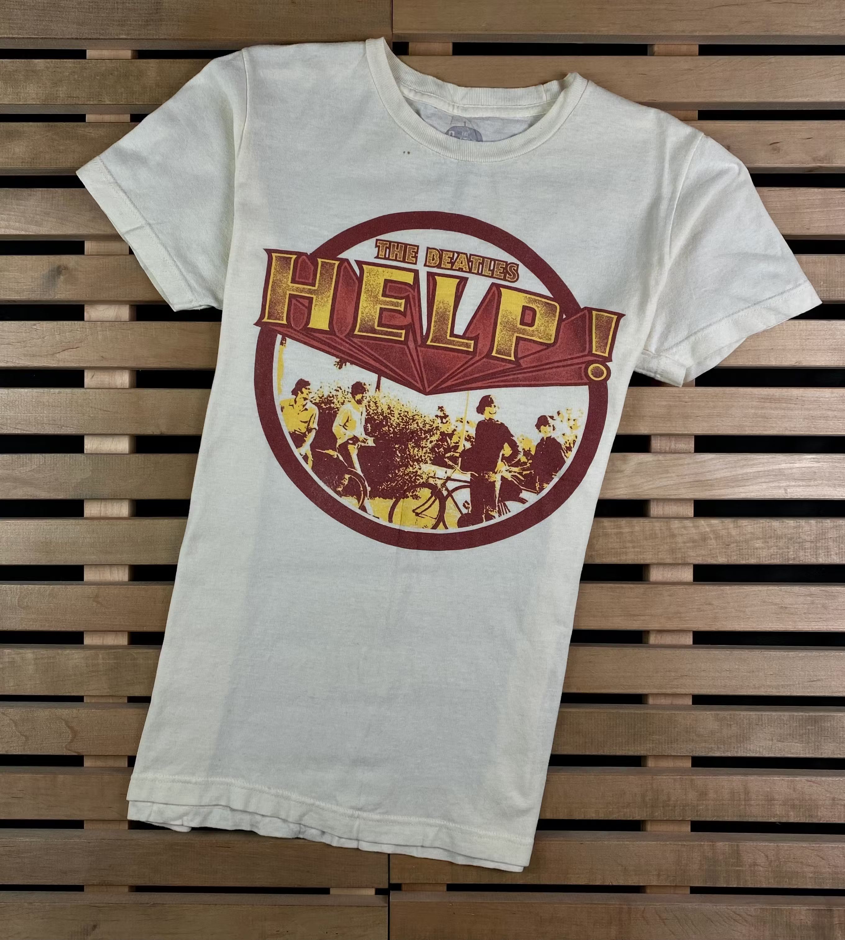 Band Tees × Vintage Mens Vintage T Shirt The Beatles Help Size S Size US S / EU 44-46 / 1 - 1 Thumbnail
