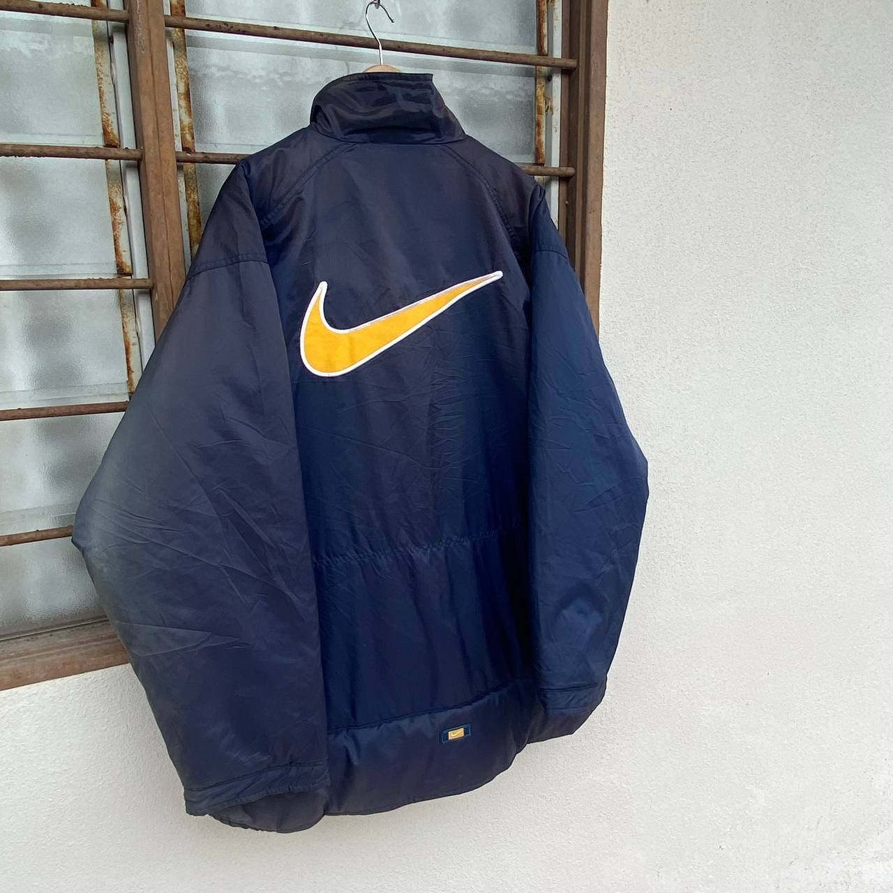 Vintage VINTAGE 90S NIKE COACH INSULATED JACKET FADED BLUE Size US L / EU 52-54 / 3 - 7 Thumbnail