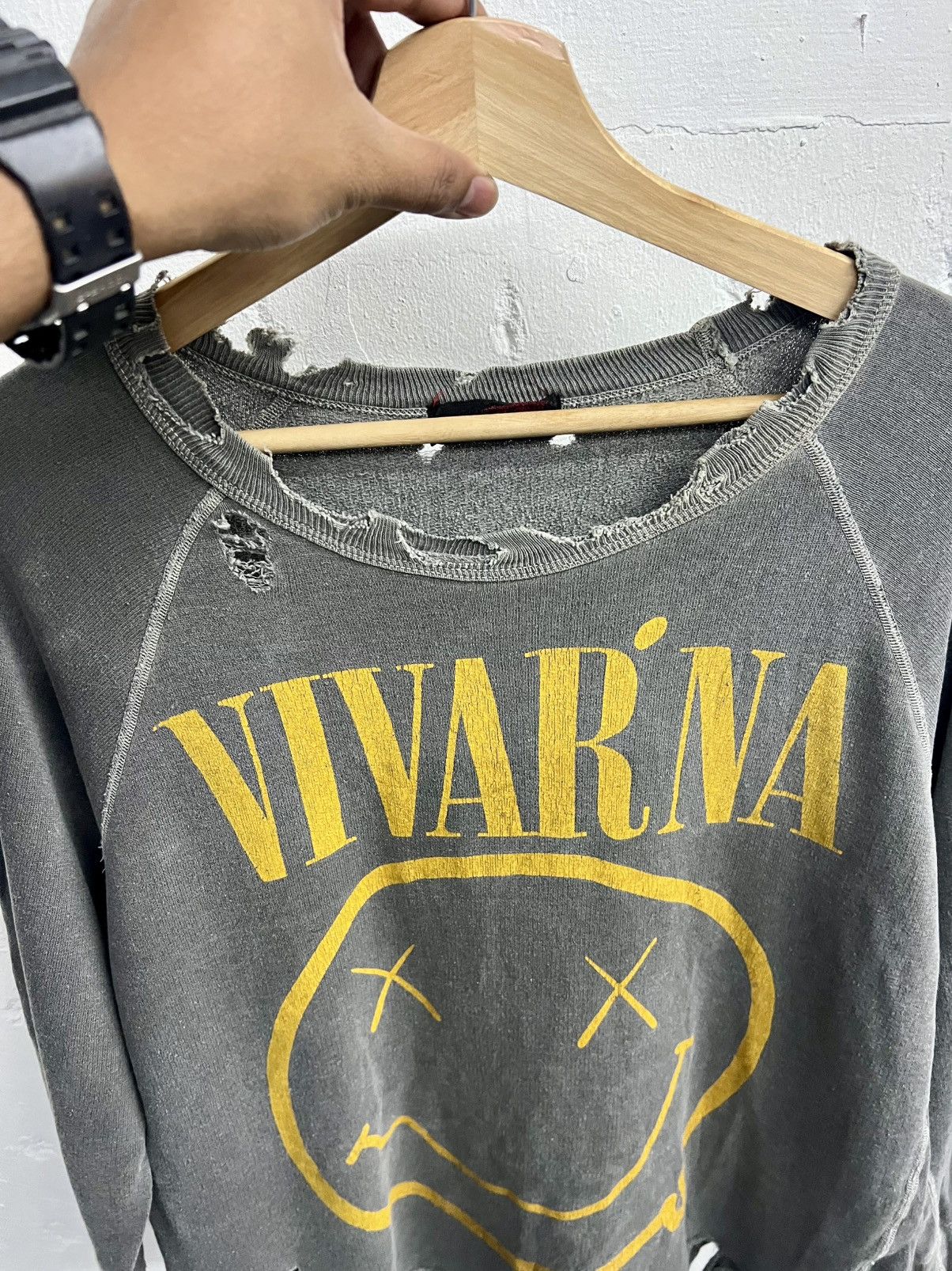 Japanese Brand RNA INC VIVARNA GRUNGE RIPPED LONGSLEEVE SWEAT Size US M / EU 48-50 / 2 - 11 Thumbnail