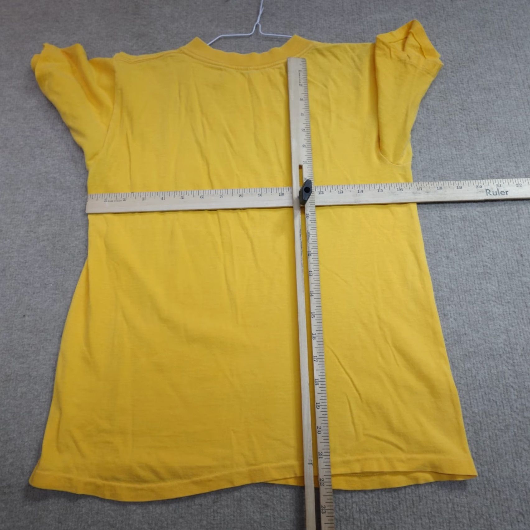 Vintage VINTAGE American Vintage Shirt XS Crew Neck Short Sleeve USA Yellow Men XS USA Made West Point Browne Artex Single Stitch Size US XS / EU 42 / 0 - 5 Thumbnail