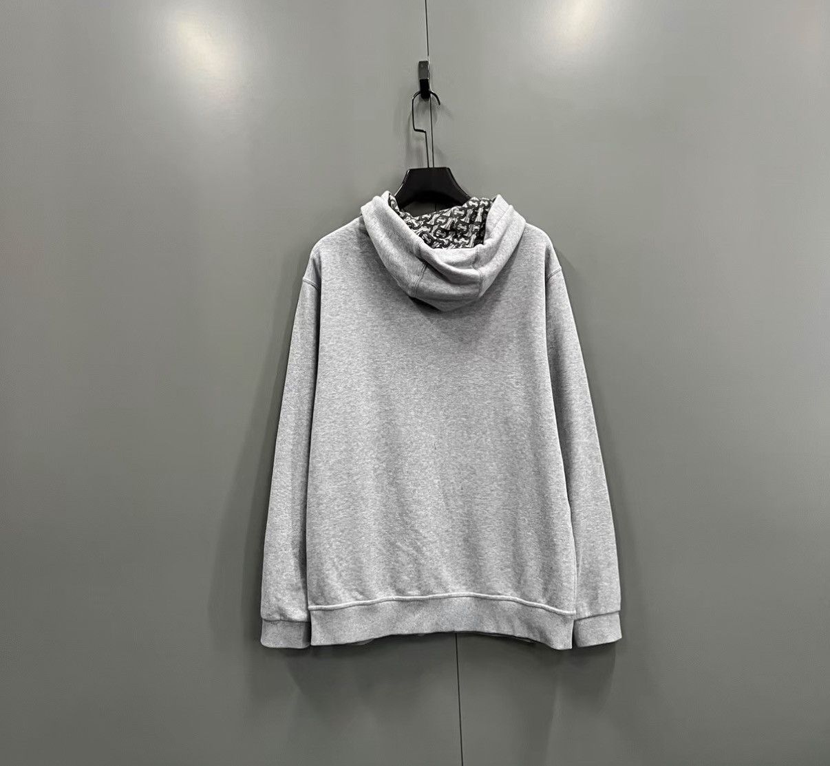 Burberry Burberry Grey Mini Logo Print Hoodie J41 Size US L / EU 52-54 / 3 - 2 Thumbnail