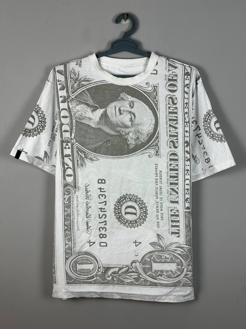 Southpole Rare Southpole T Shirt Streetwear Dollar AOP Size US L / EU 52-54 / 3 - 1 Thumbnail