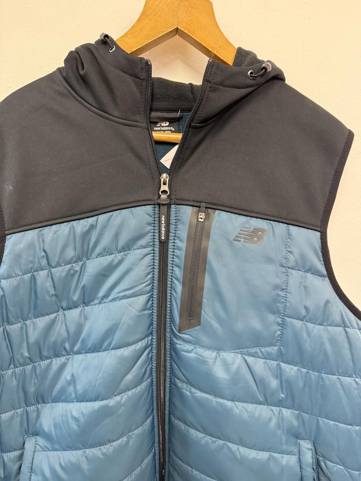 New Balance New Balance Men's Quilted Puffer Vest with Hood XL Blue and Size US XL / EU 56 / 4 - 3 Thumbnail