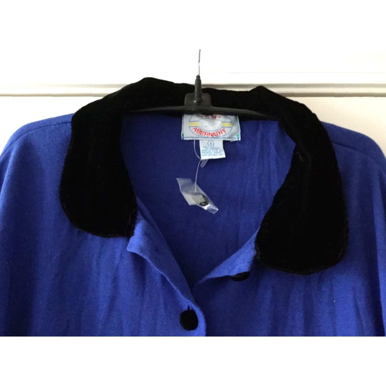 Vintage VINTAGE H M Abernathy Cardigan Sweater Women Regular Size X Blue with Black Collar Made in USA Size XL / US 12-14 / IT 48-50 - 2 Thumbnail