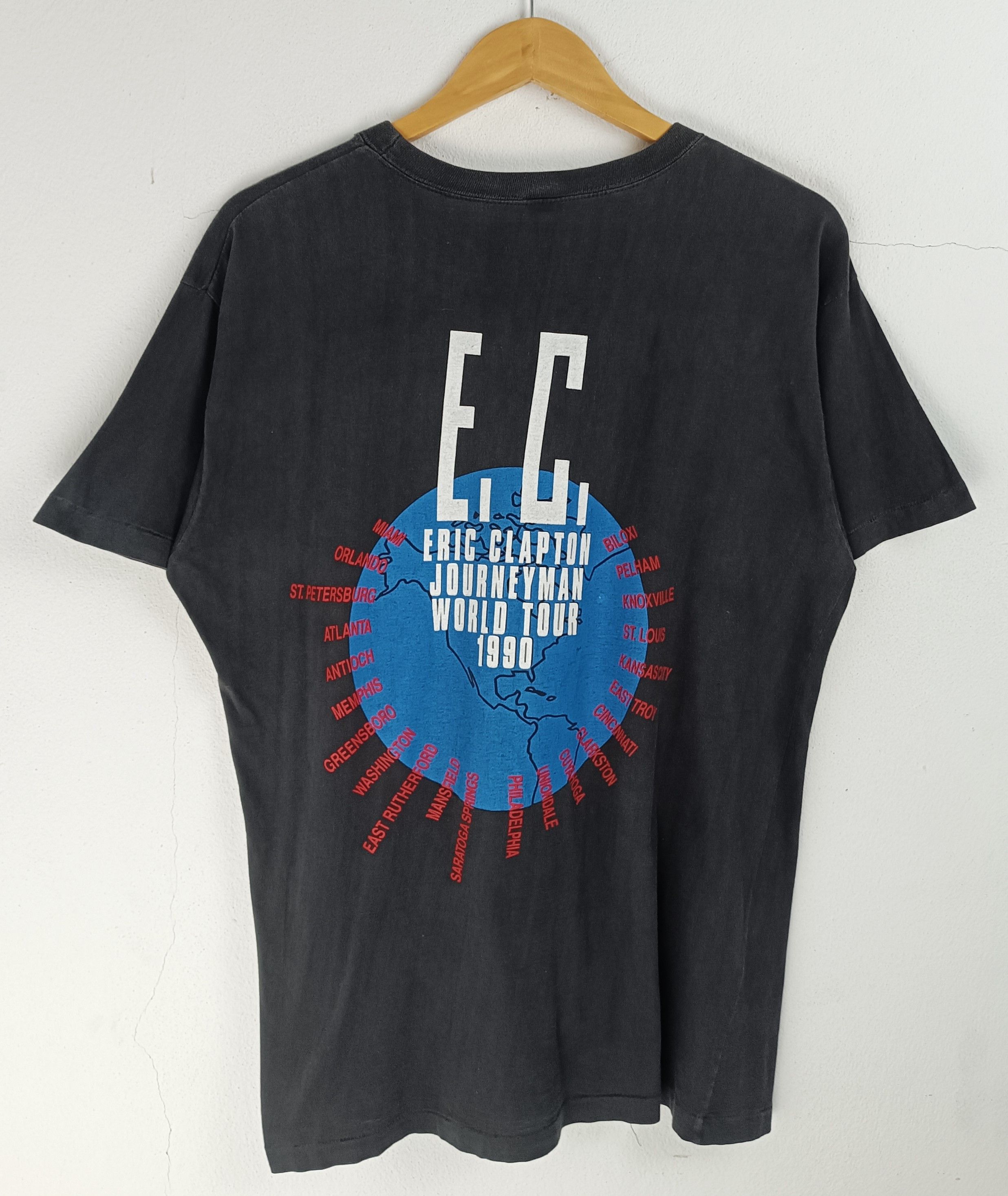 Band Tees VINTAGE 90'S ERIC CLAPTON JOURNEYMAN TOUR pink floyd hendrix Size US L / EU 52-54 / 3 - 4 Thumbnail