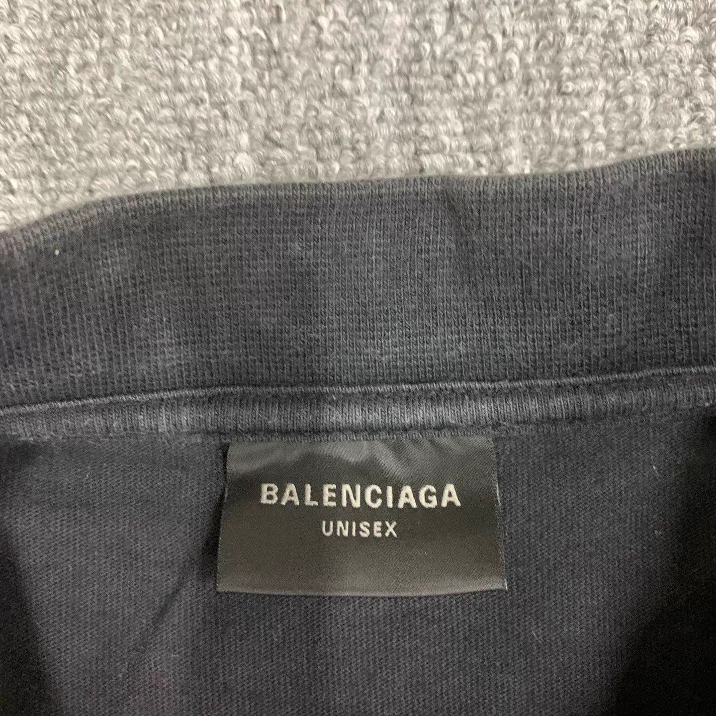 Balenciaga Balenciaga Black Heart Print SS T XS 95new 14611 Size US XS / EU 42 / 0 - 5 Thumbnail