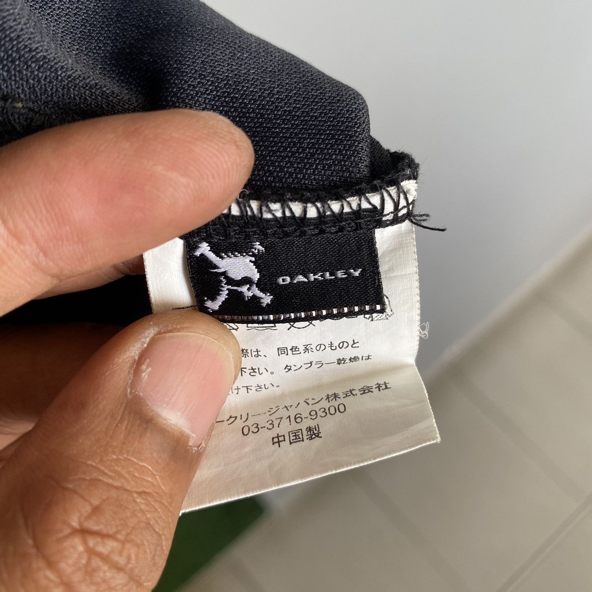 Oakley Vintage Oakley Embroidered Logo Half Zip ERD GRUNGE JERSEY Size US XL / EU 56 / 4 - 11 Thumbnail