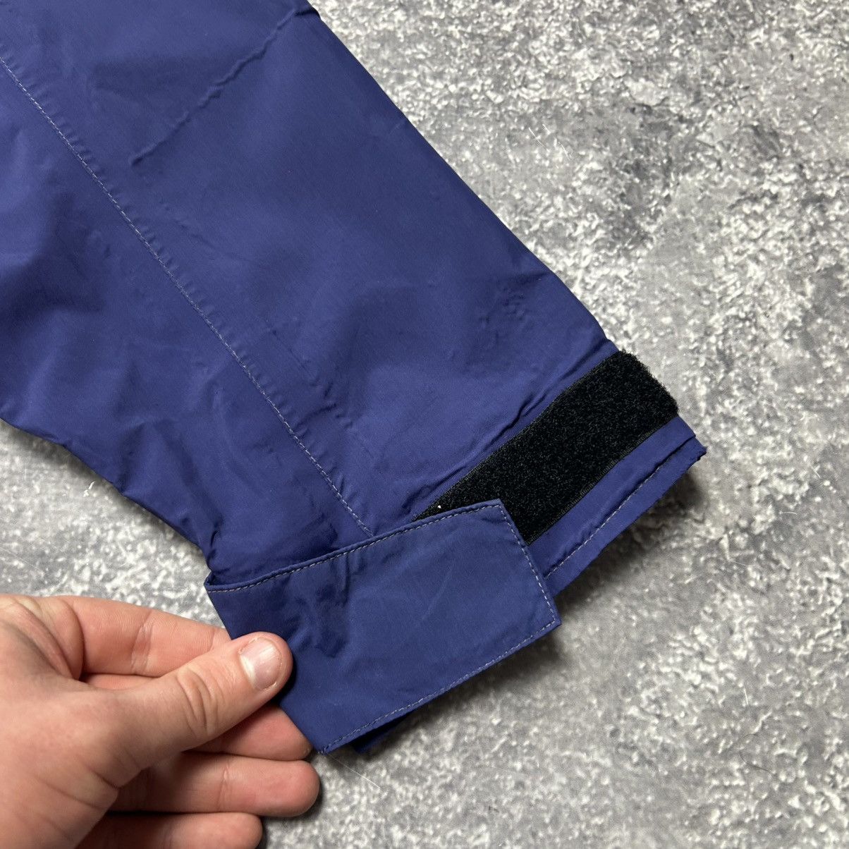 Berghaus Vintage Berghaus Gore Tex 90’s Outdoor Jacket size S Size US S / EU 44-46 / 1 - 7 Thumbnail