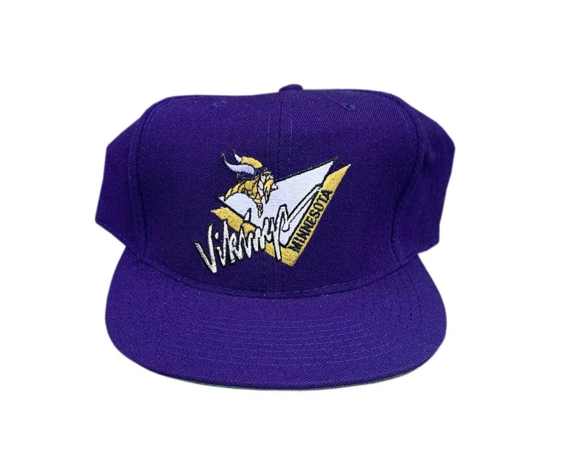 Vintage American Needle Minnesota Vikings Purple Snapback